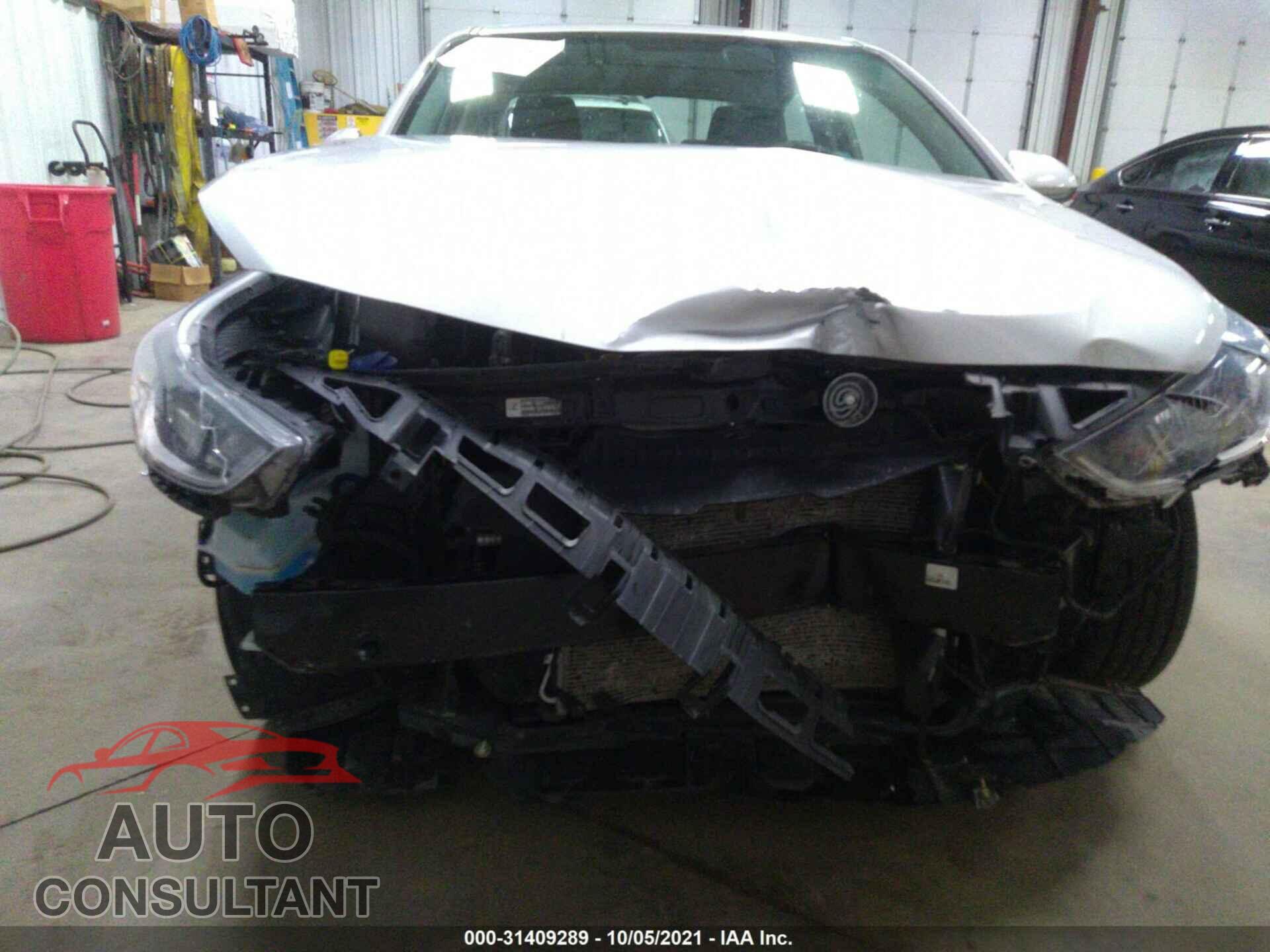 HYUNDAI ACCENT 2018 - 3KPC24A35JE013519