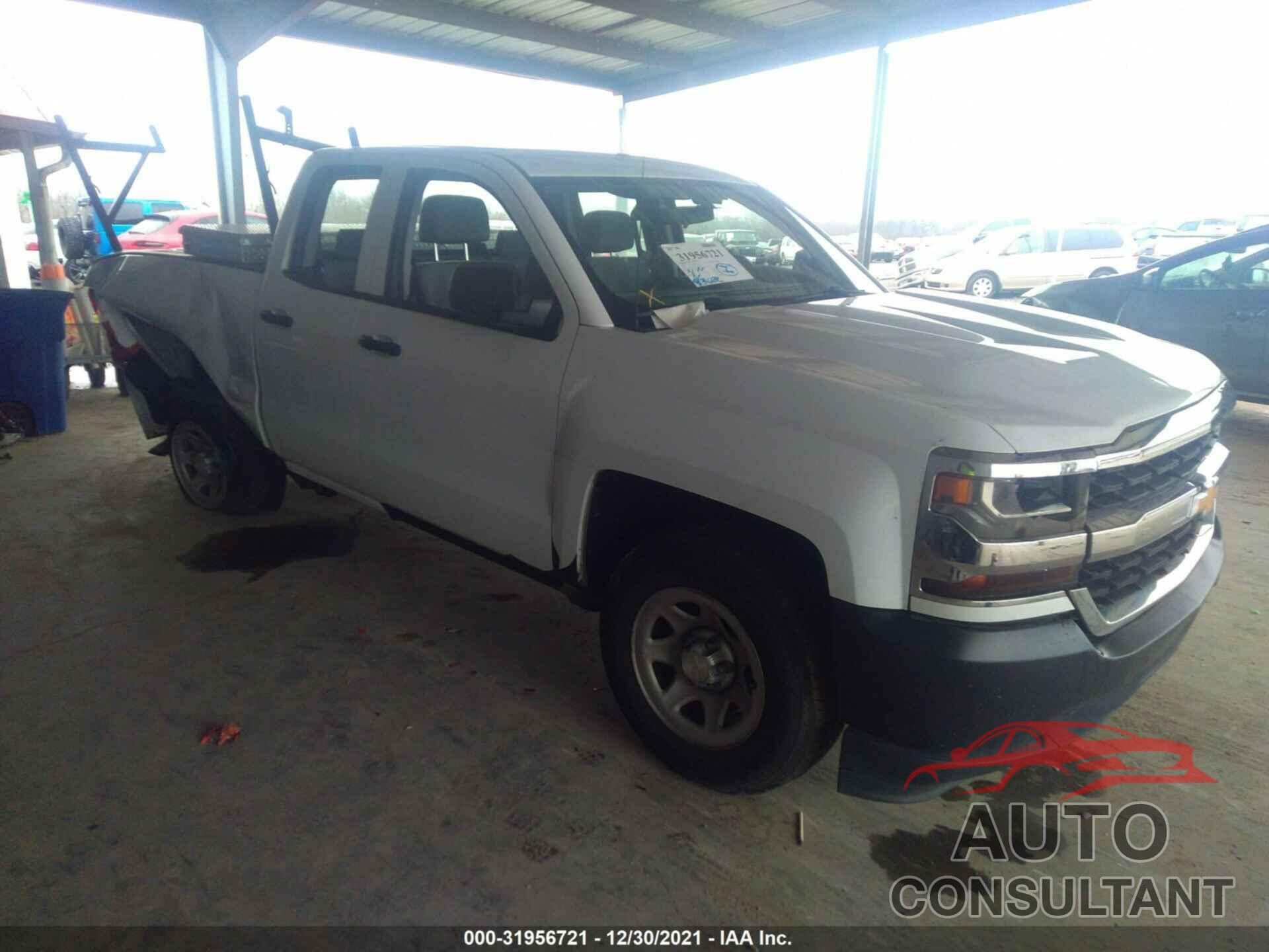CHEVROLET SILVERADO 1500 2017 - 1GCRCNEH9HZ158628