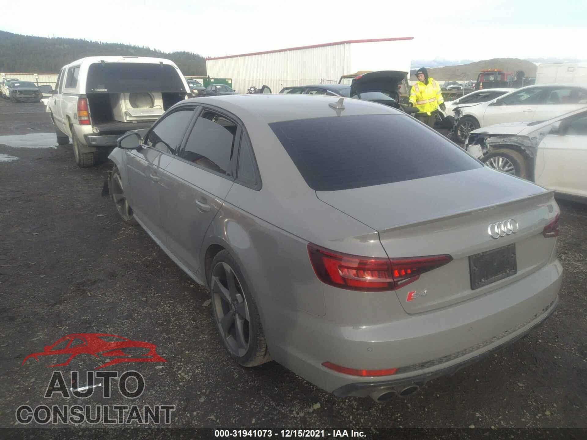 AUDI S4 2019 - WAUC4AF49KA065747