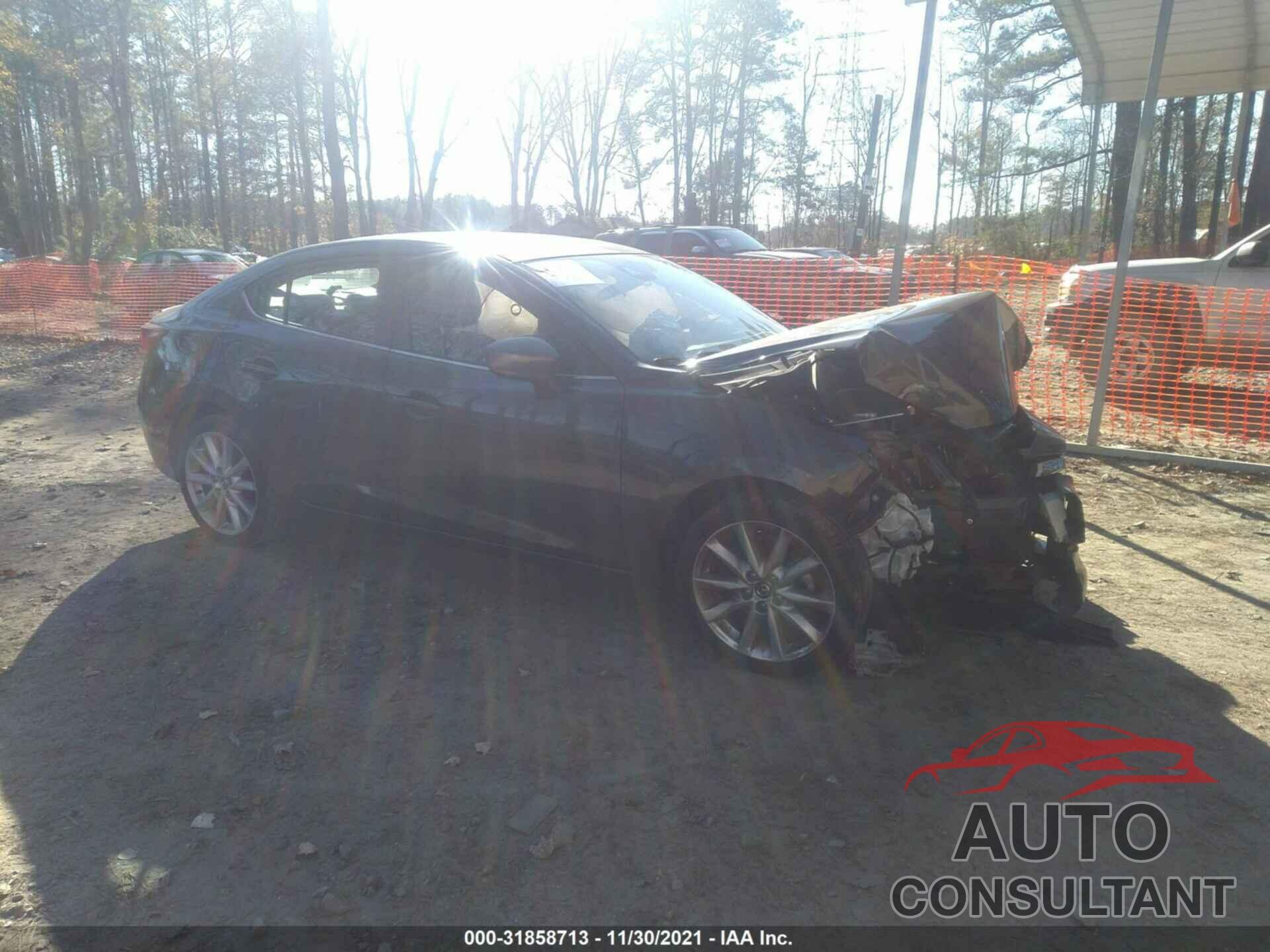 MAZDA MAZDA3 4-DOOR 2017 - JM1BN1V76H1100504
