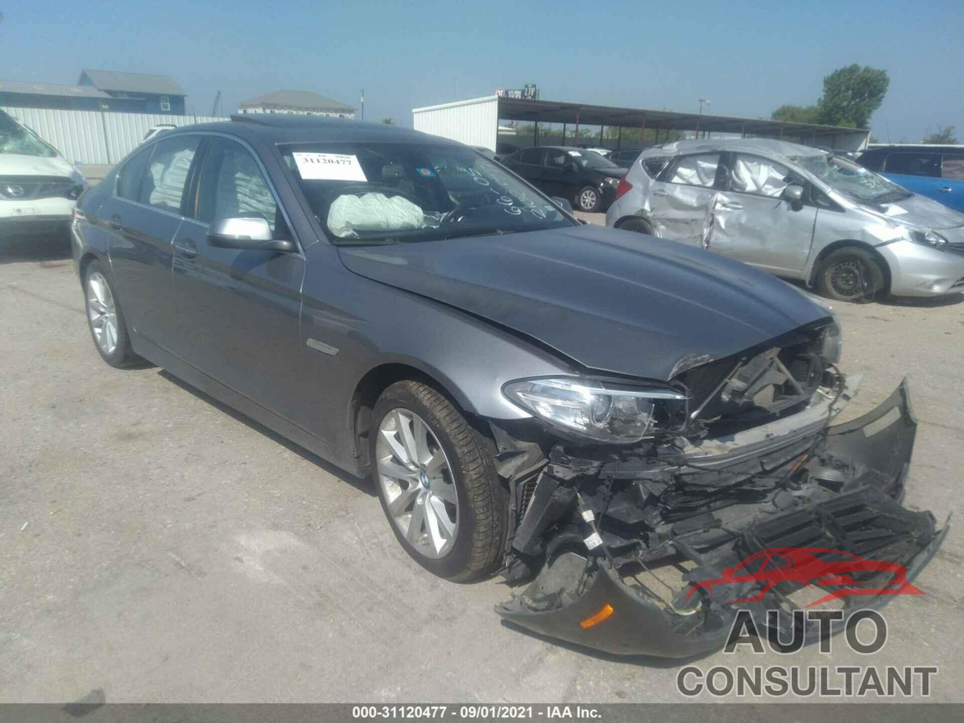 BMW 5 SERIES 2016 - WBA5B1C55GG132389