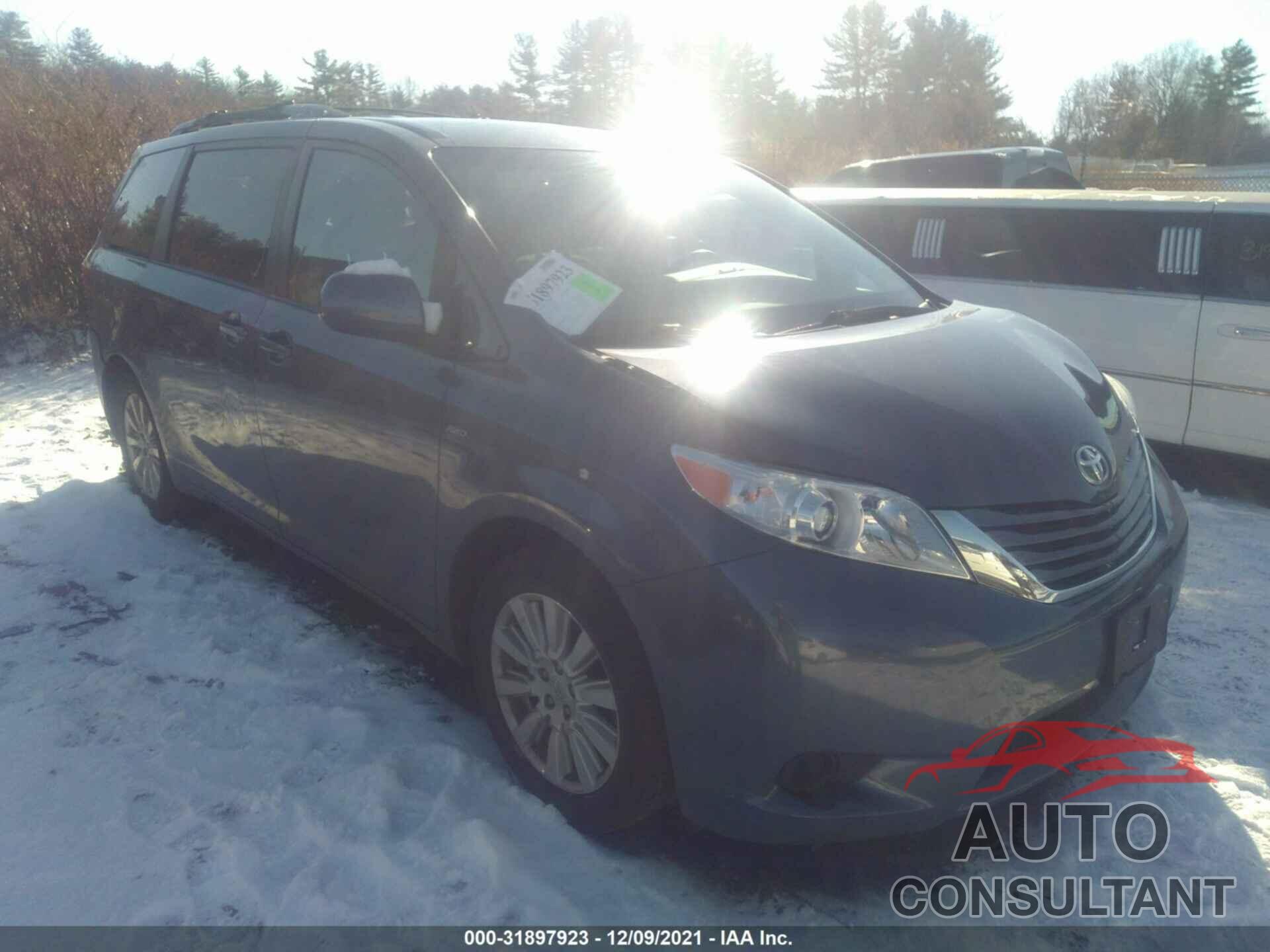 TOYOTA SIENNA 2017 - 5TDJZ3DC1HS168979