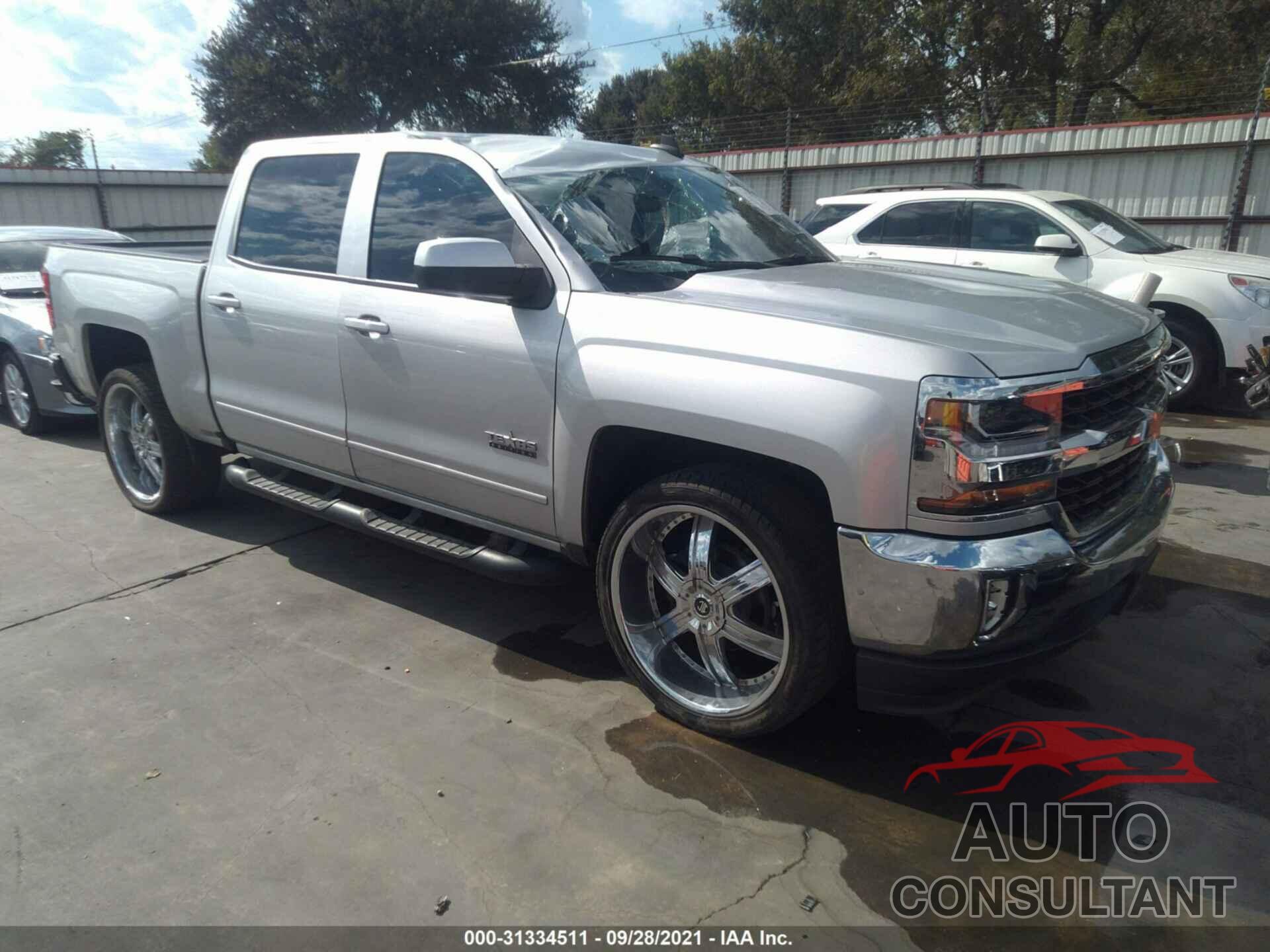 CHEVROLET SILVERADO 1500 2018 - 3GCPCREC3JG188409