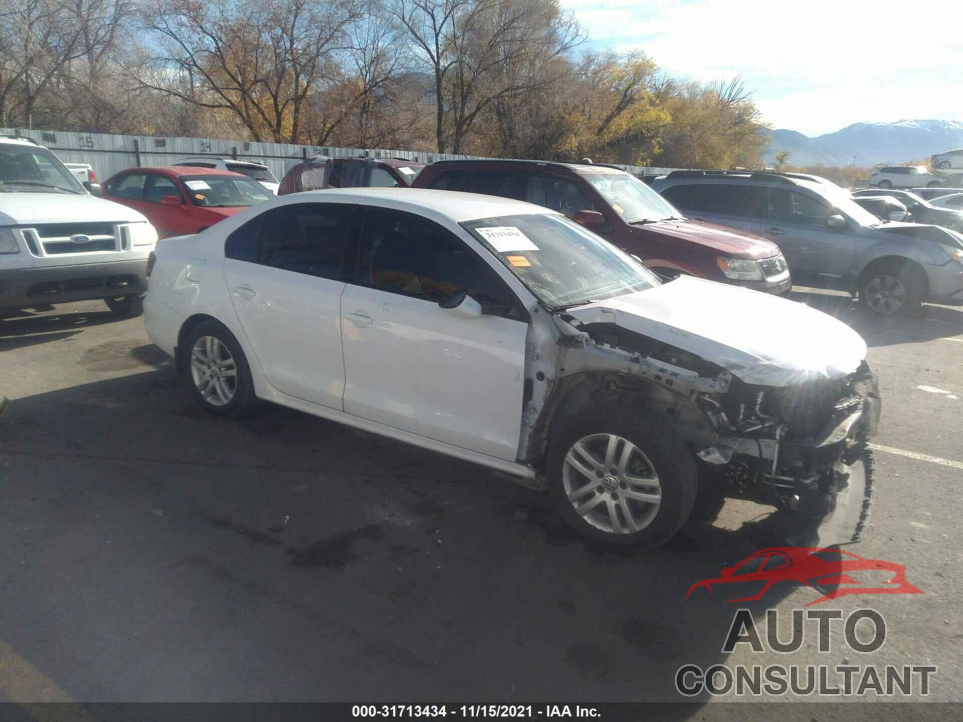 VOLKSWAGEN JETTA 2018 - 3VW2B7AJ9JM257852