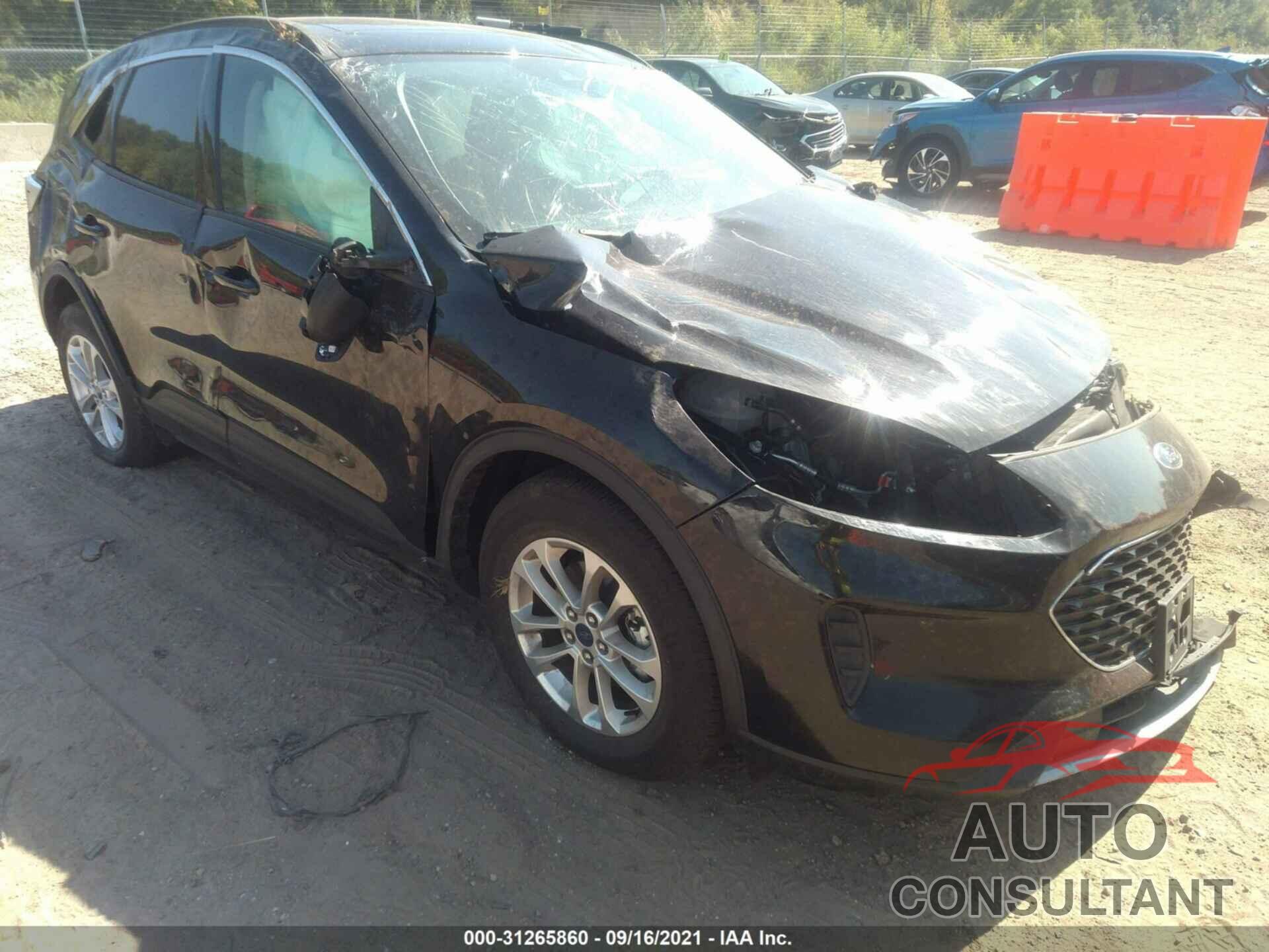 FORD ESCAPE 2020 - 1FMCU0G69LUB92619
