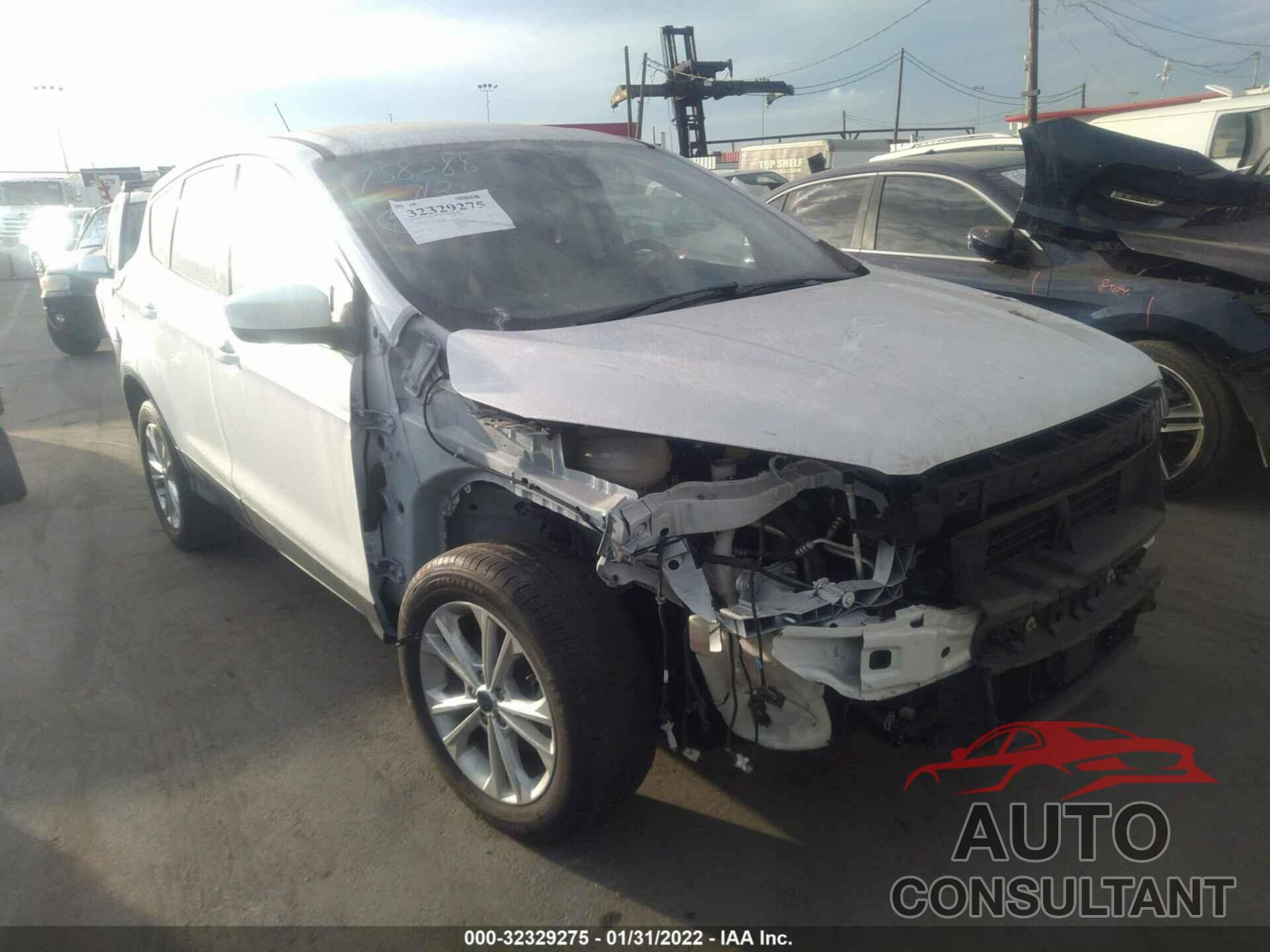 FORD ESCAPE 2019 - 1FMCU0GD2KUB82155