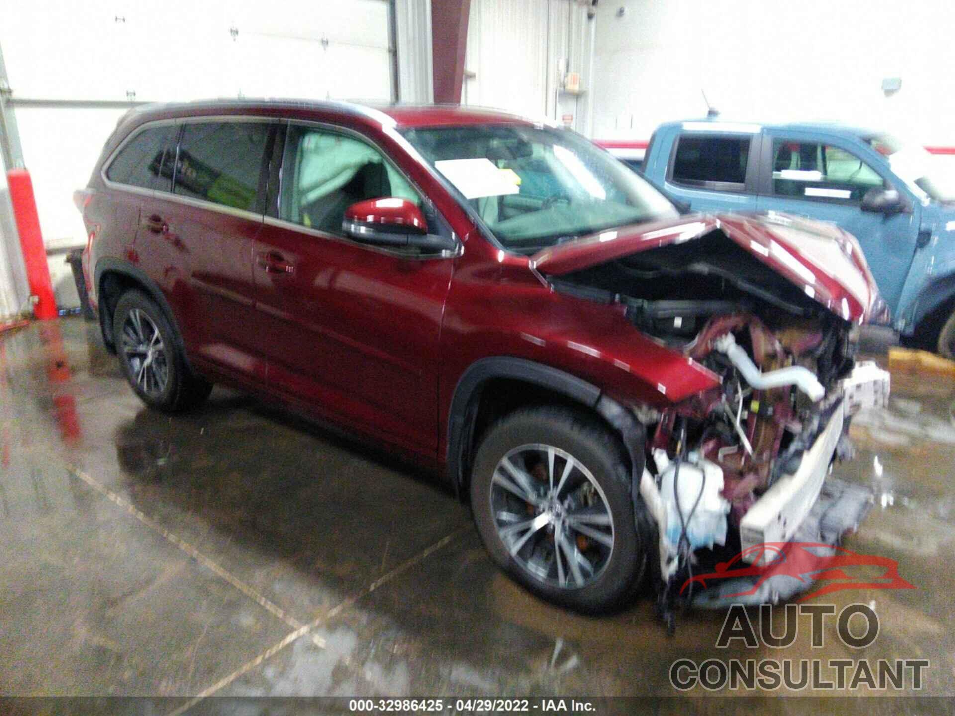 TOYOTA HIGHLANDER 2016 - 5TDJKRFH7GS240265