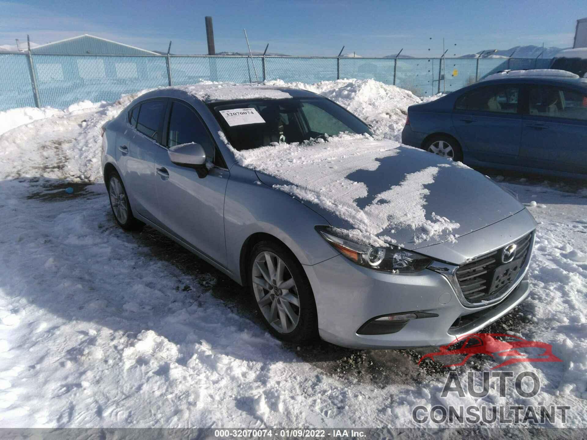 MAZDA MAZDA3 4-DOOR 2017 - 3MZBN1V77HM149419