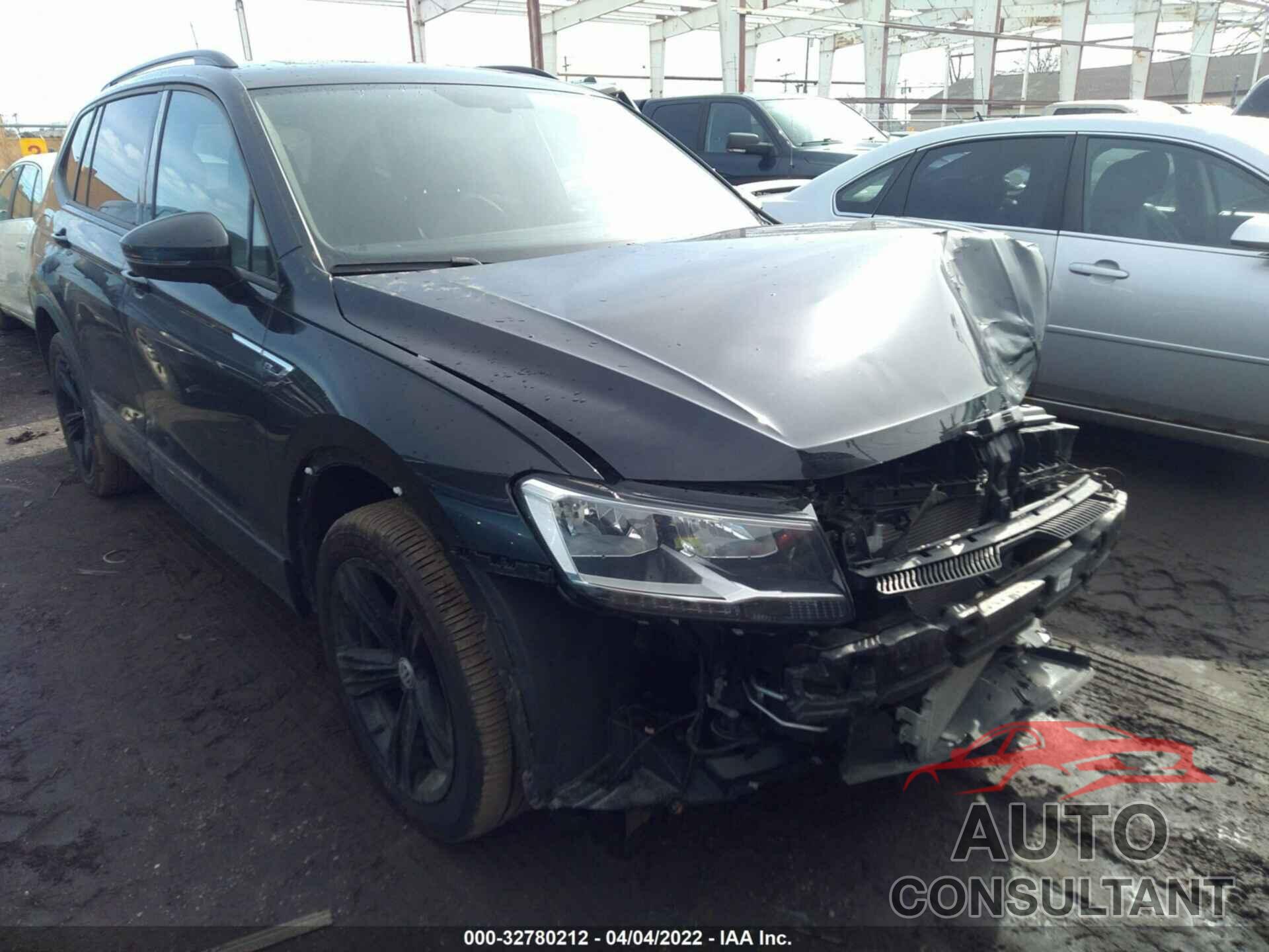 VOLKSWAGEN TIGUAN 2019 - 3VV2B7AX0KM102732