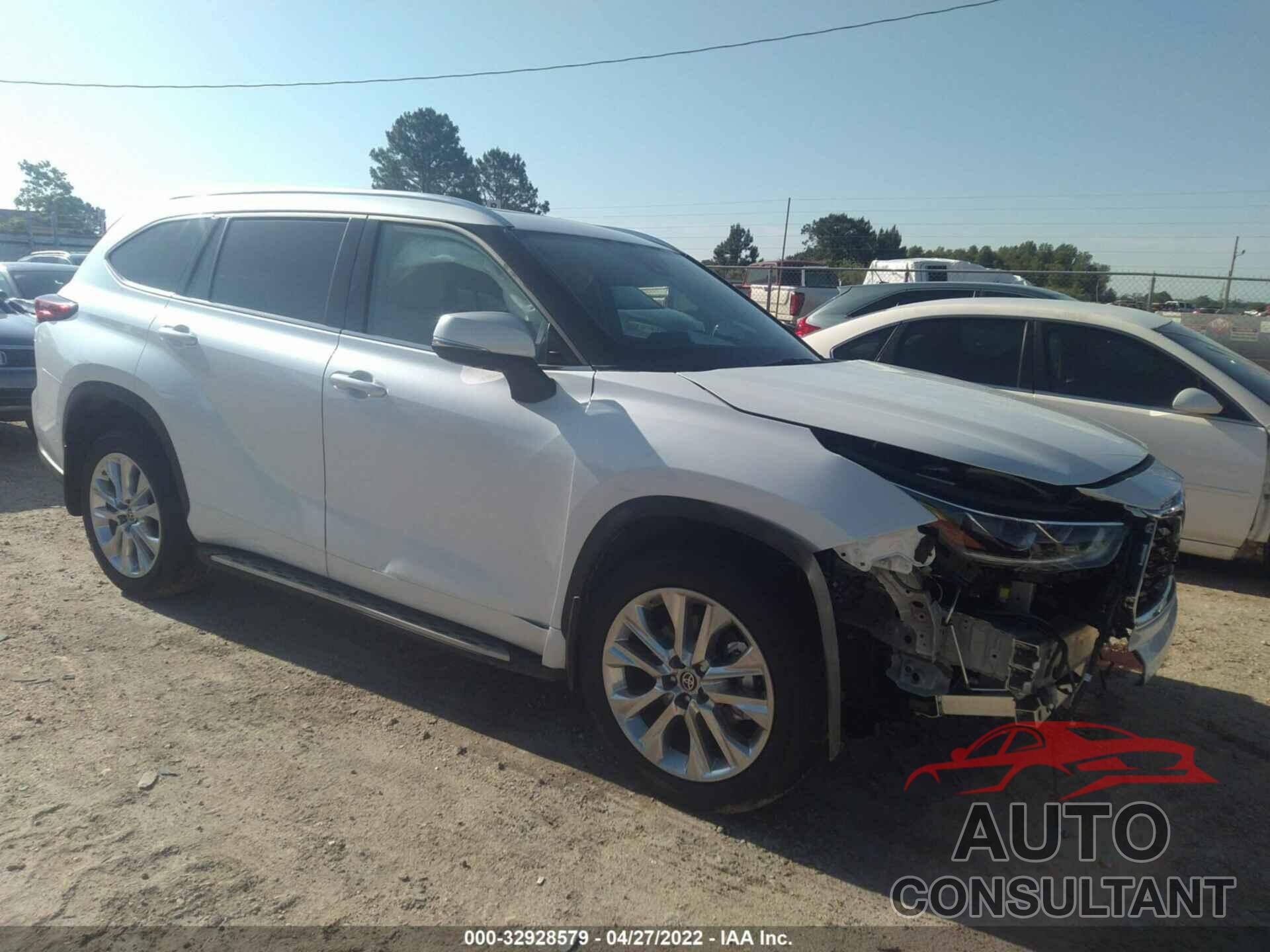 TOYOTA HIGHLANDER 2022 - 5TDYZRAH7NS547661