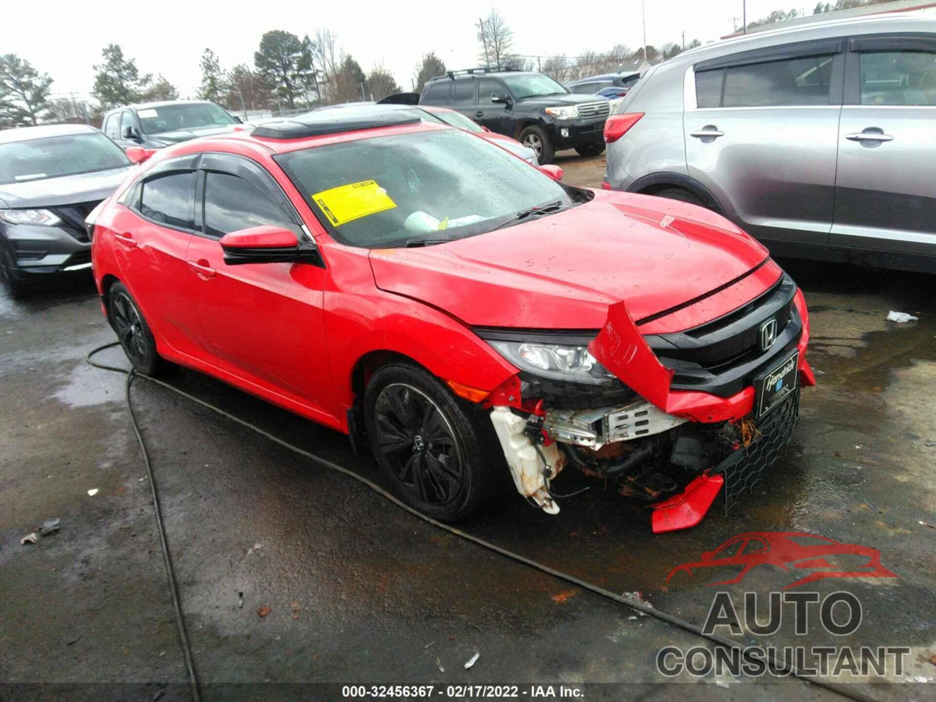 HONDA CIVIC HATCHBACK 2017 - SHHFK7H53HU220130