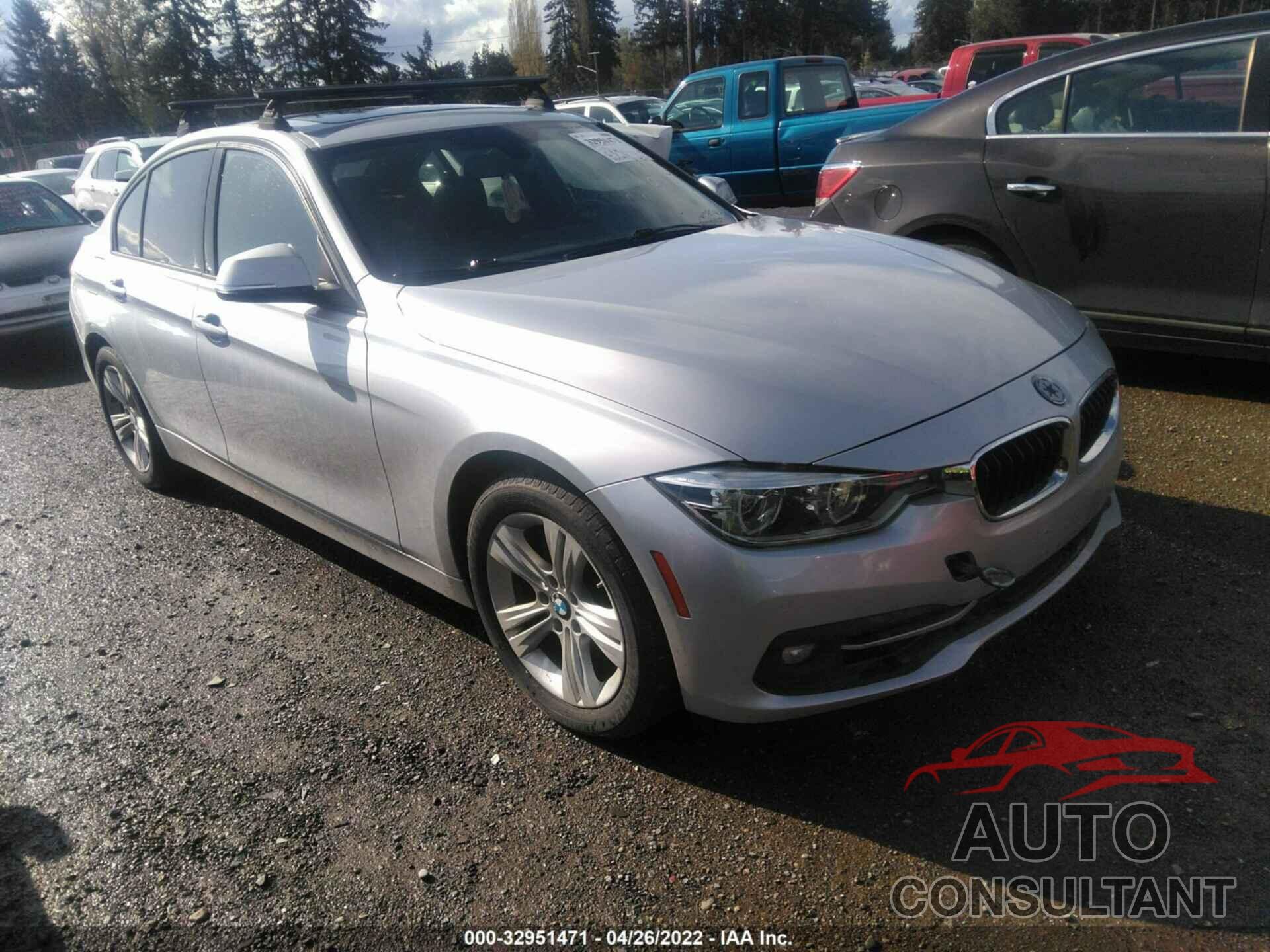 BMW 3 SERIES 2016 - WBA8E3G5XGNT80305