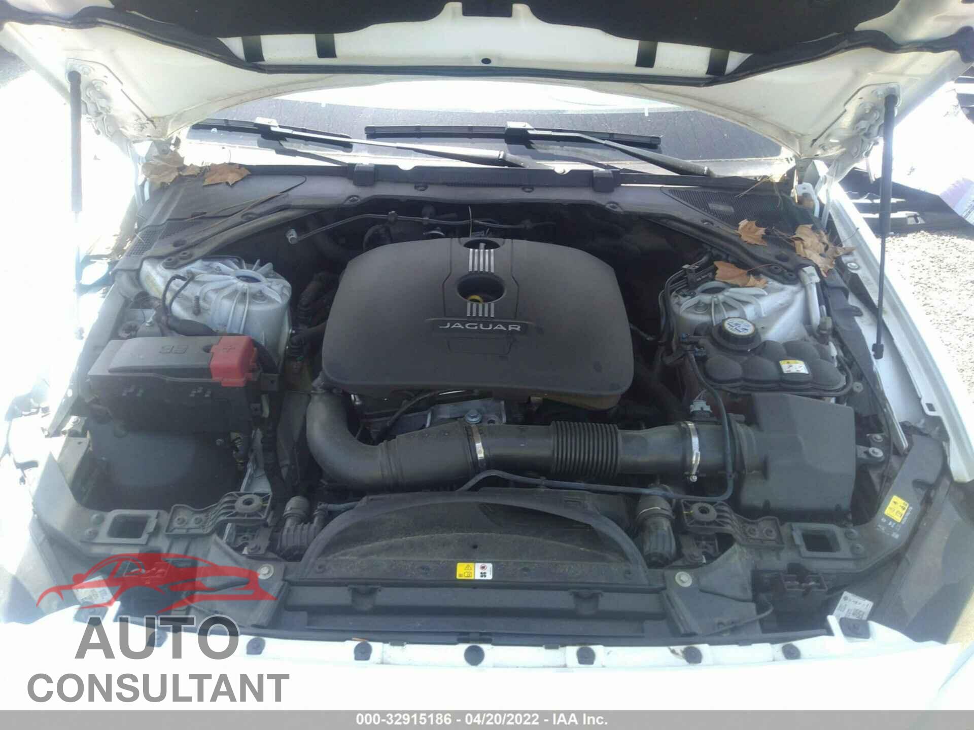 JAGUAR XE 2017 - SAJAR4BG2HA977160