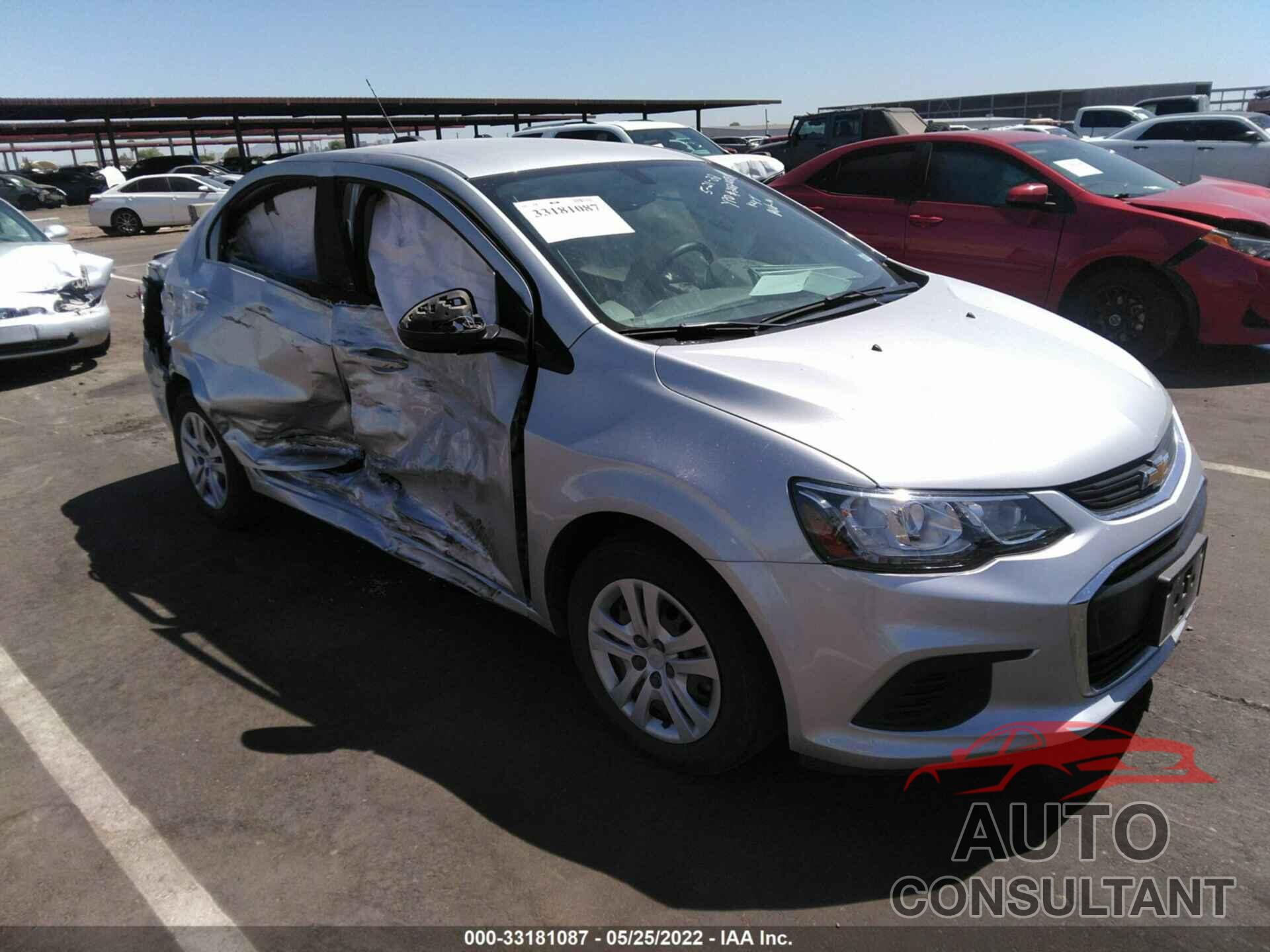 CHEVROLET SONIC 2019 - 1G1JB5SB4K4109480