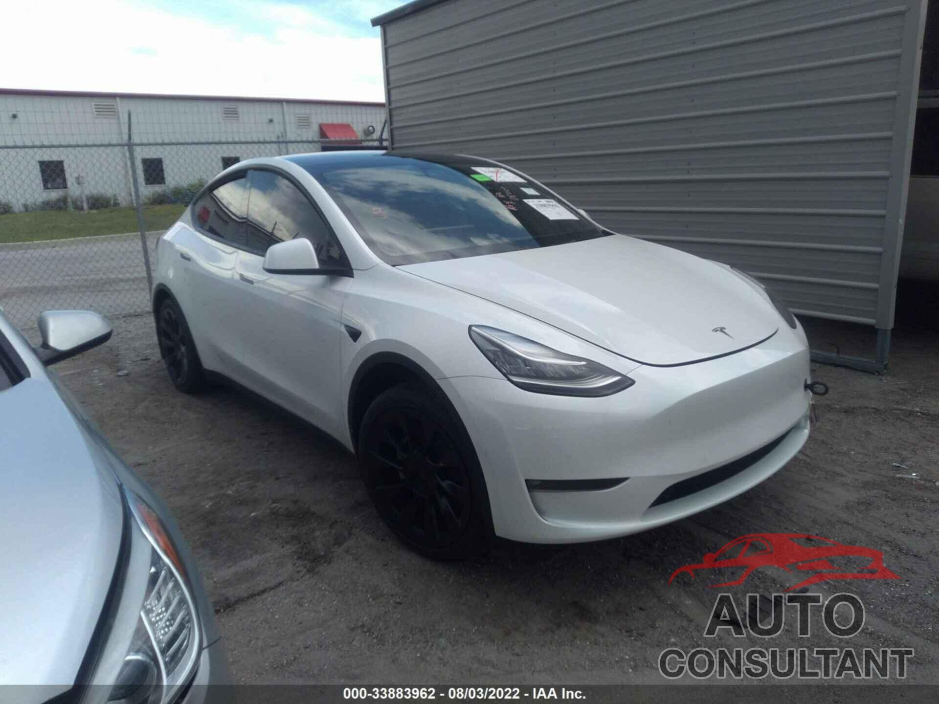 TESLA MODEL Y 2021 - 5YJYGDEE8MF311399