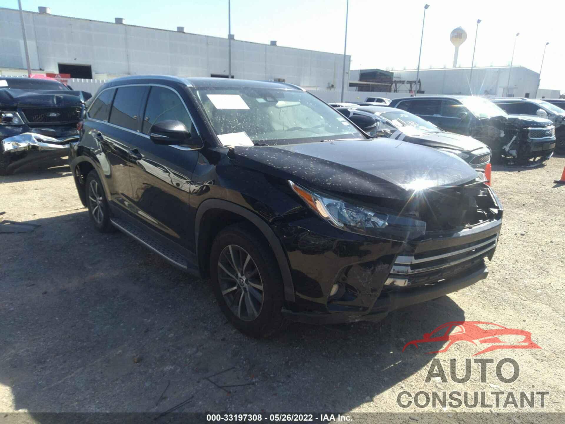TOYOTA HIGHLANDER 2019 - 5TDKZRFH5KS319877
