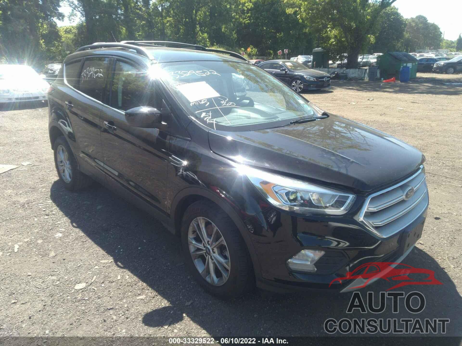 FORD ESCAPE 2018 - 1FMCU9HD4JUD12499