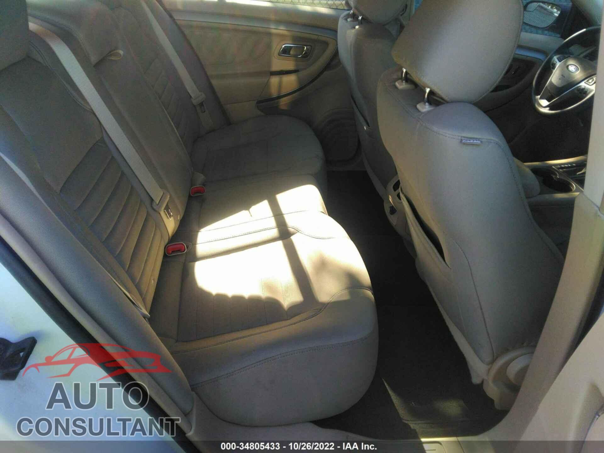 FORD TAURUS 2016 - 1FAHP2D8XGG132121