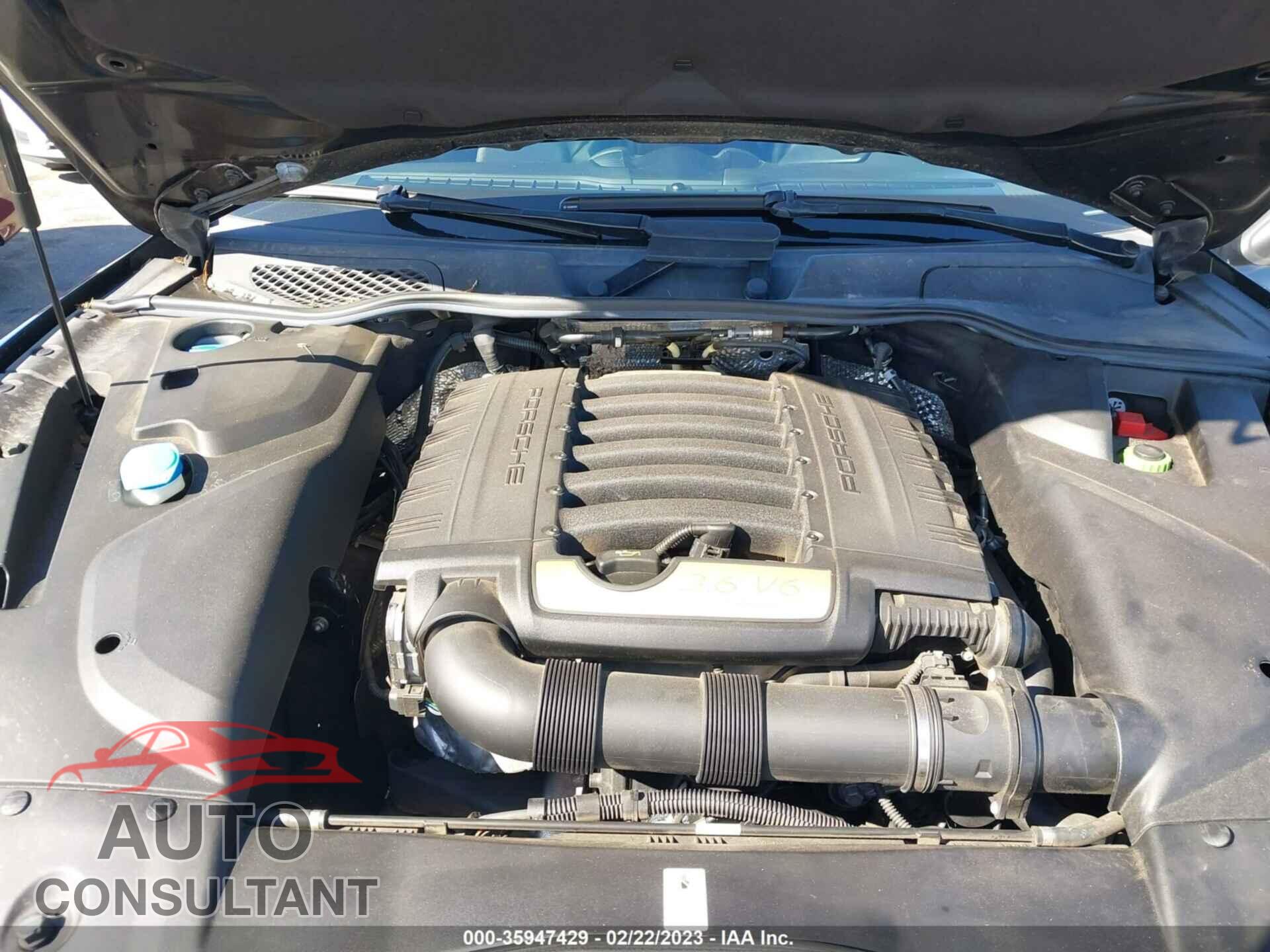 PORSCHE CAYENNE 2016 - WP1AA2A27GKA36357