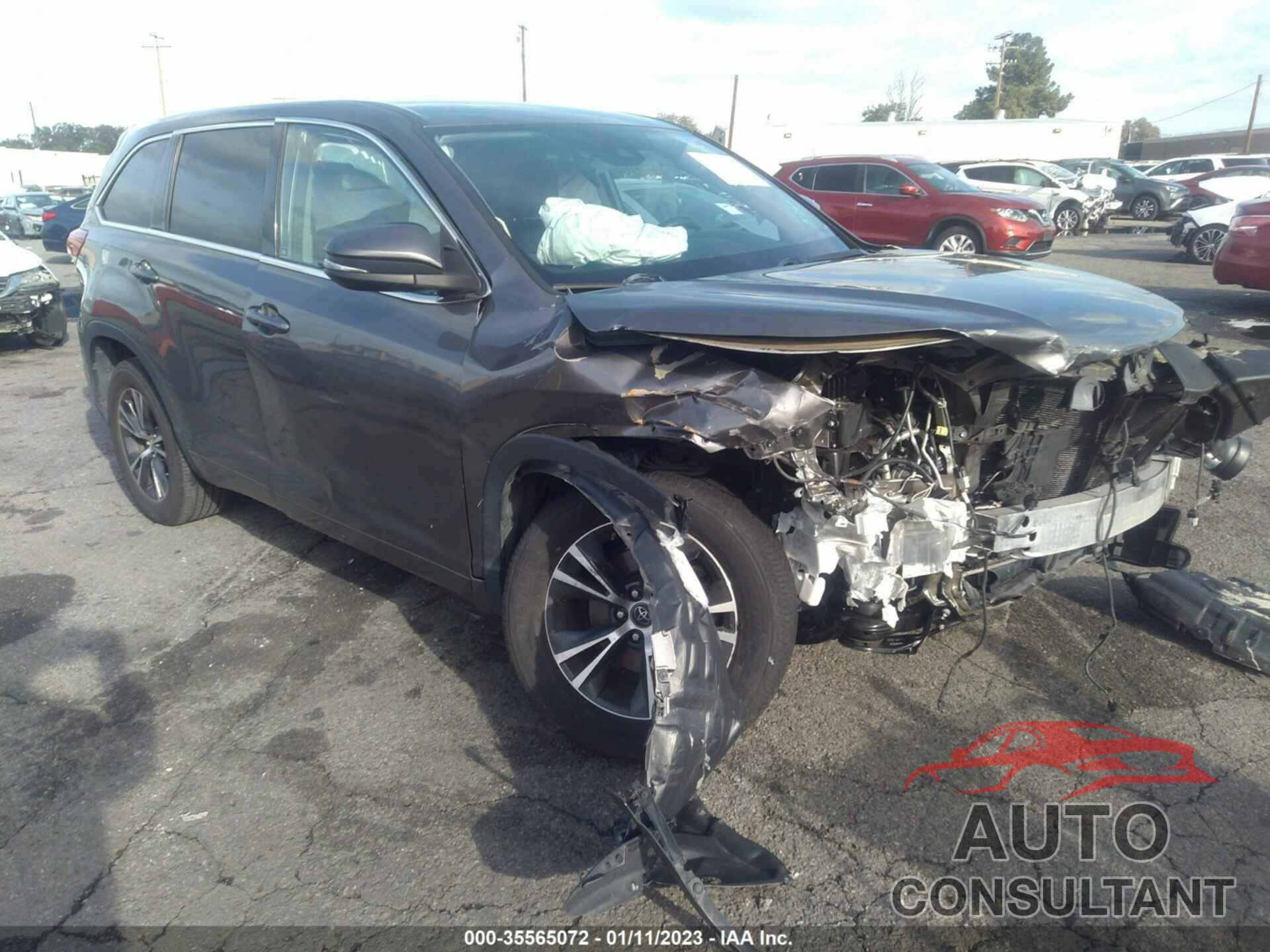 TOYOTA HIGHLANDER 2018 - 5TDZZRFH0JS235639