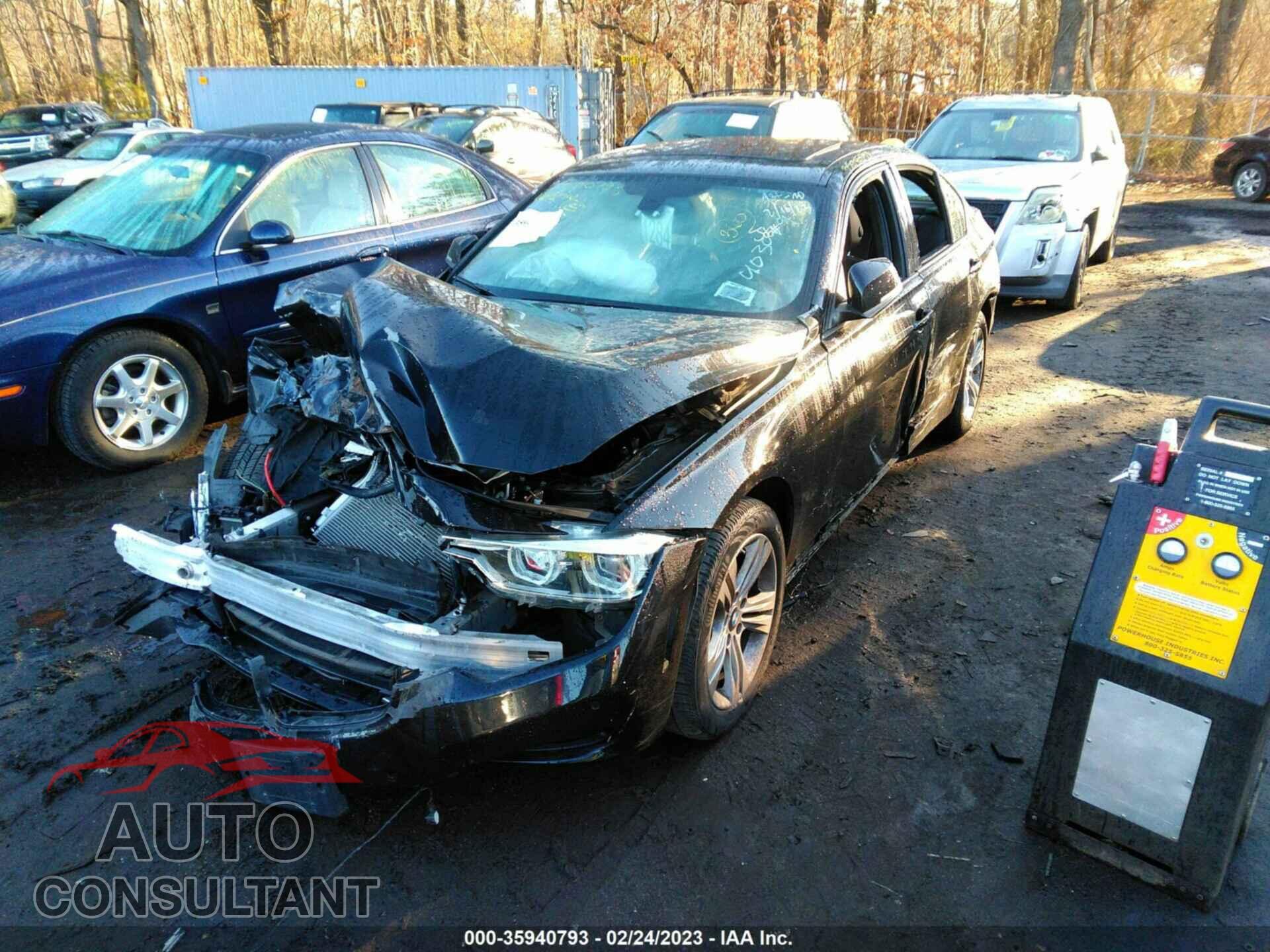 BMW 3 SERIES 2016 - WBA8E3G51GNU03079