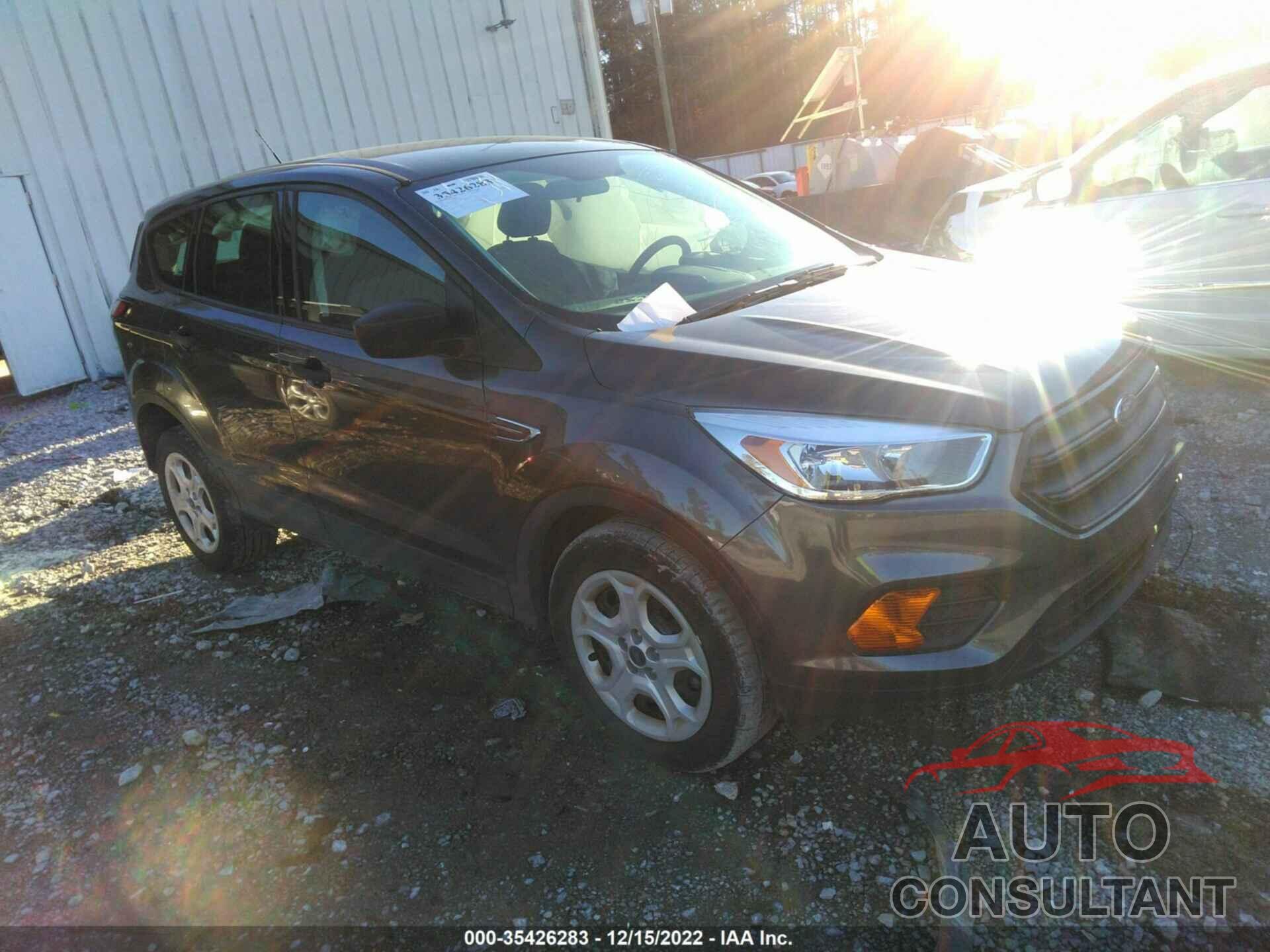 FORD ESCAPE 2017 - 1FMCU0F7XHUE43133