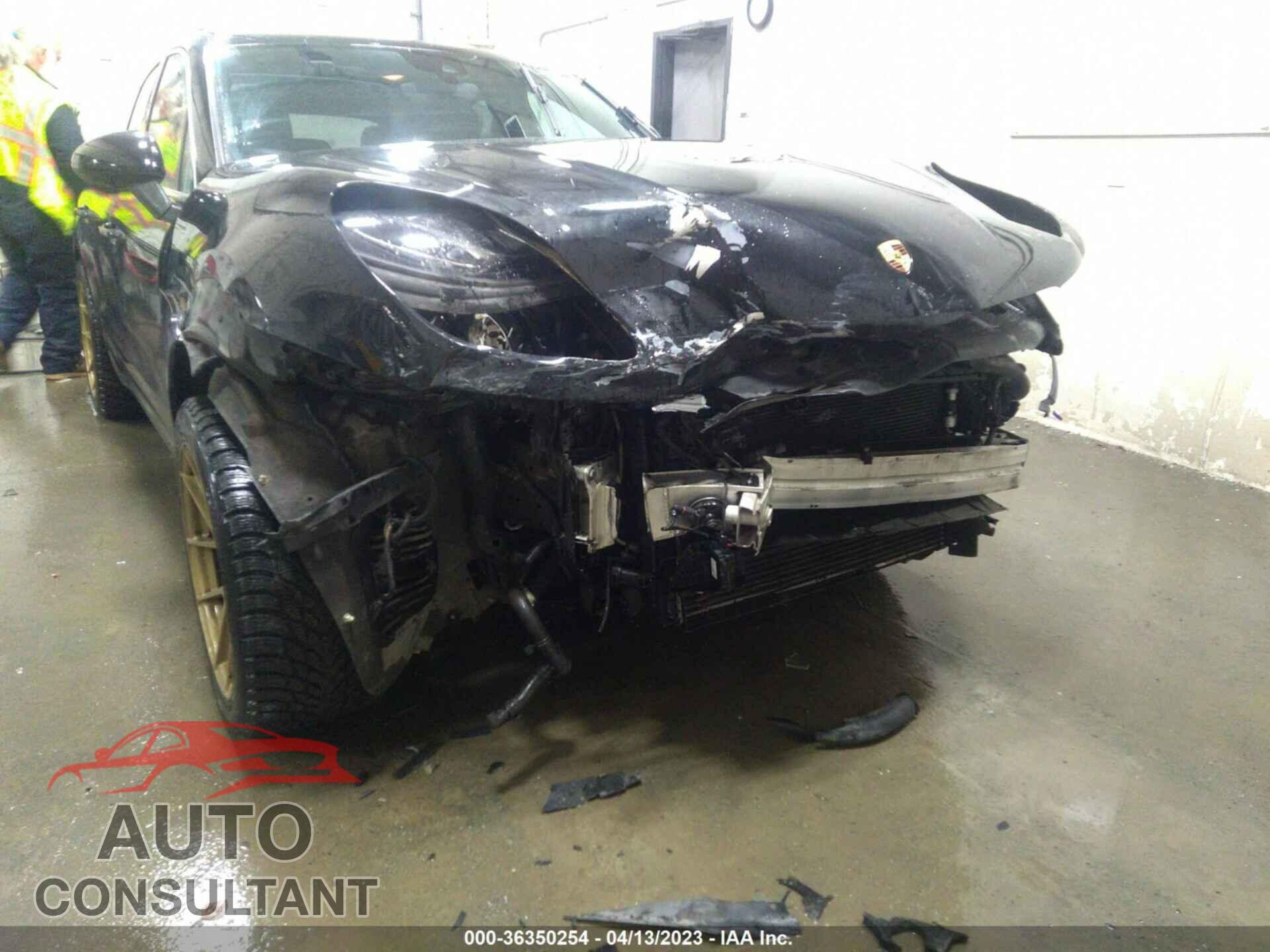 PORSCHE MACAN 2015 - WP1AB2A54FLB68640
