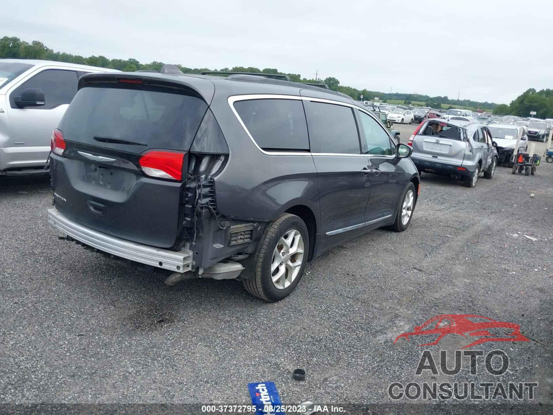 CHRYSLER PACIFICA 2017 - 2C4RC1BG6HR831373