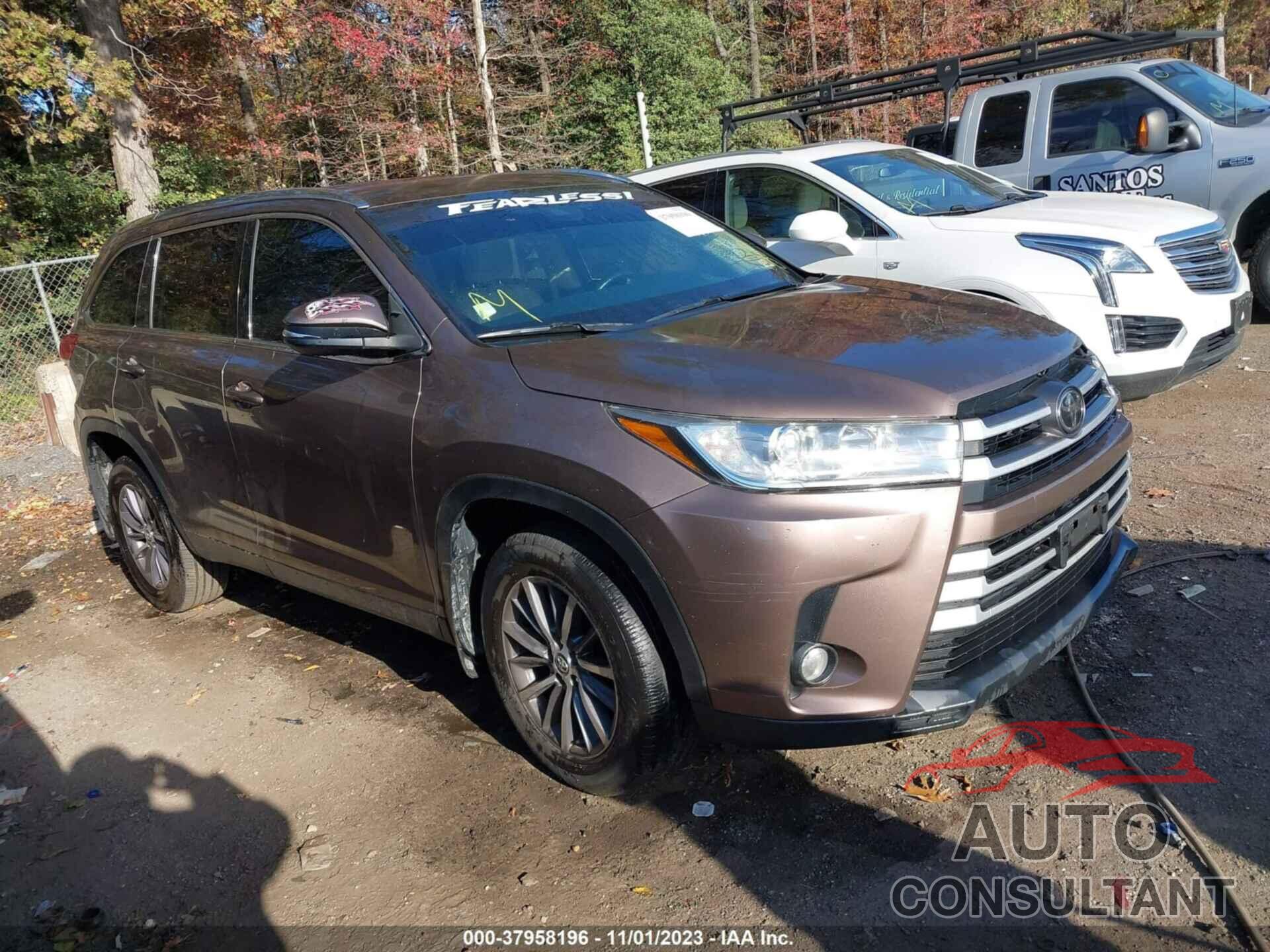 TOYOTA HIGHLANDER 2019 - 5TDJZRFH1KS995061