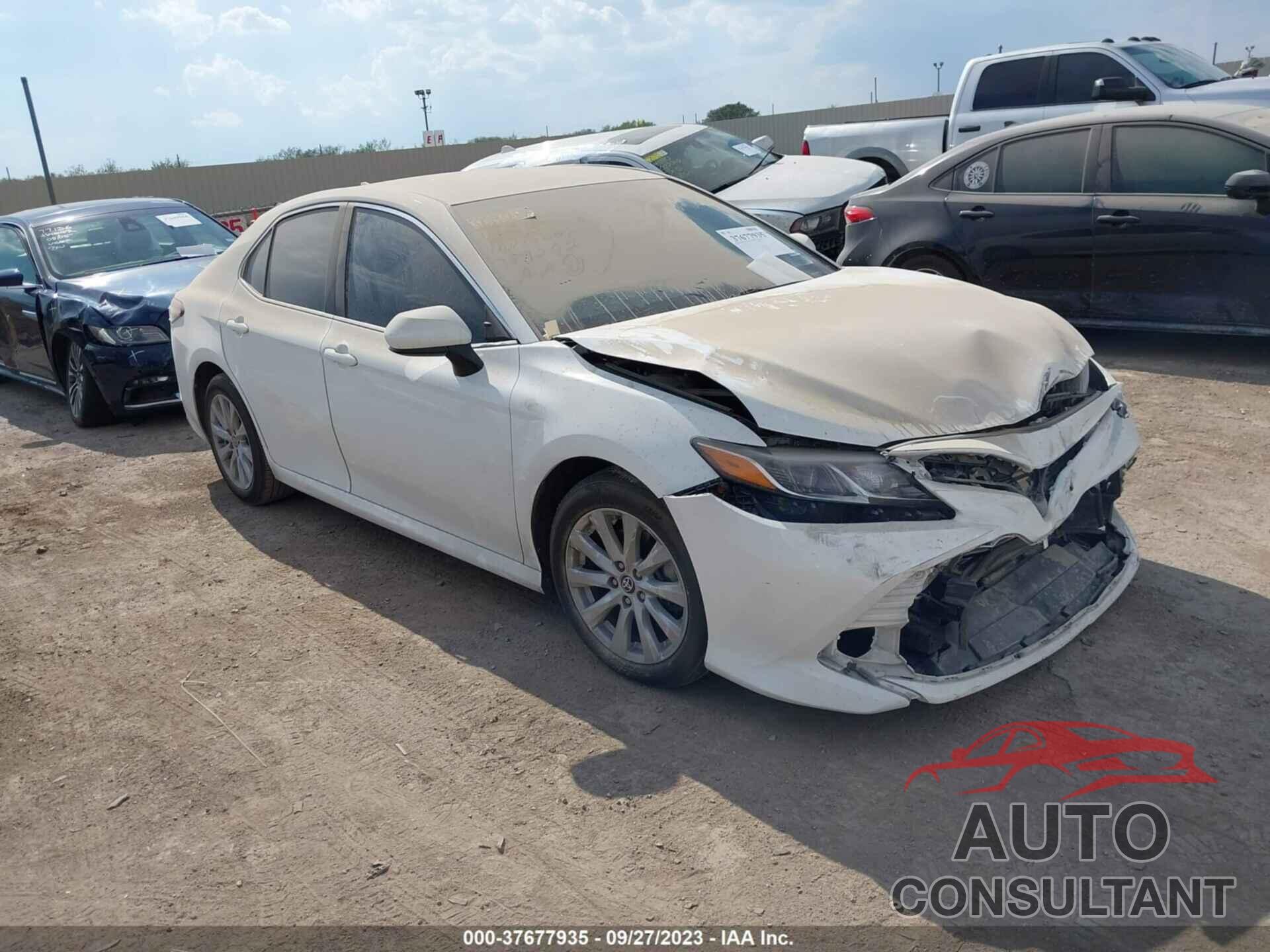 TOYOTA CAMRY 2020 - 4T1C11AK7LU389292
