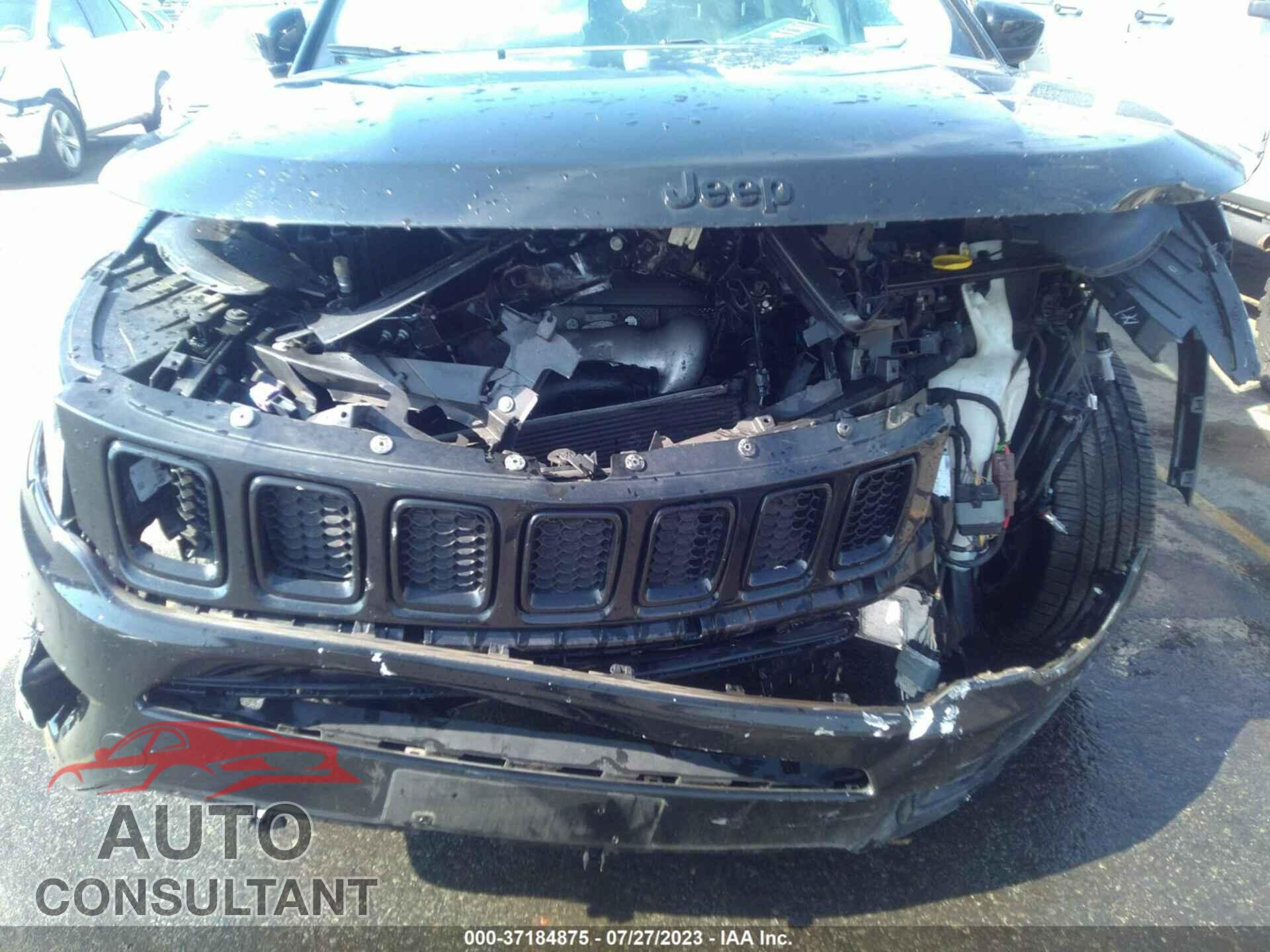 JEEP COMPASS 2018 - 3C4NJDBB0JT402369