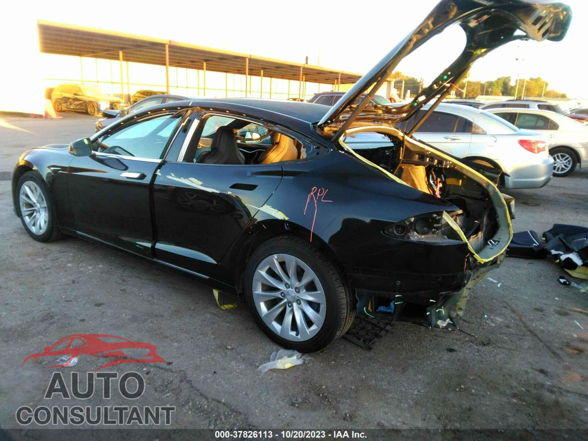 TESLA MODEL S 2018 - 5YJSA1E28JF244391