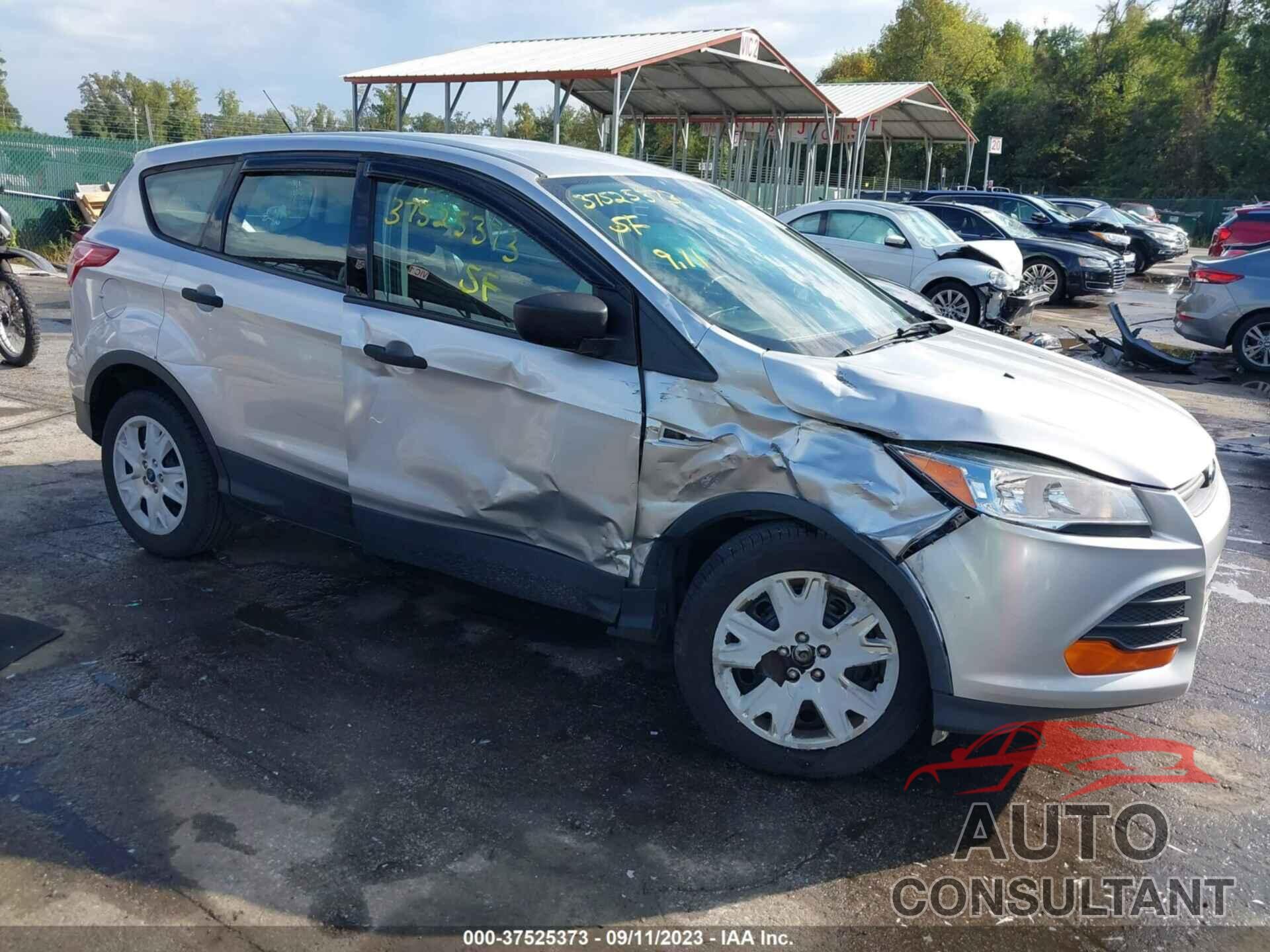 FORD ESCAPE 2015 - 1FMCU0F77FUA88791