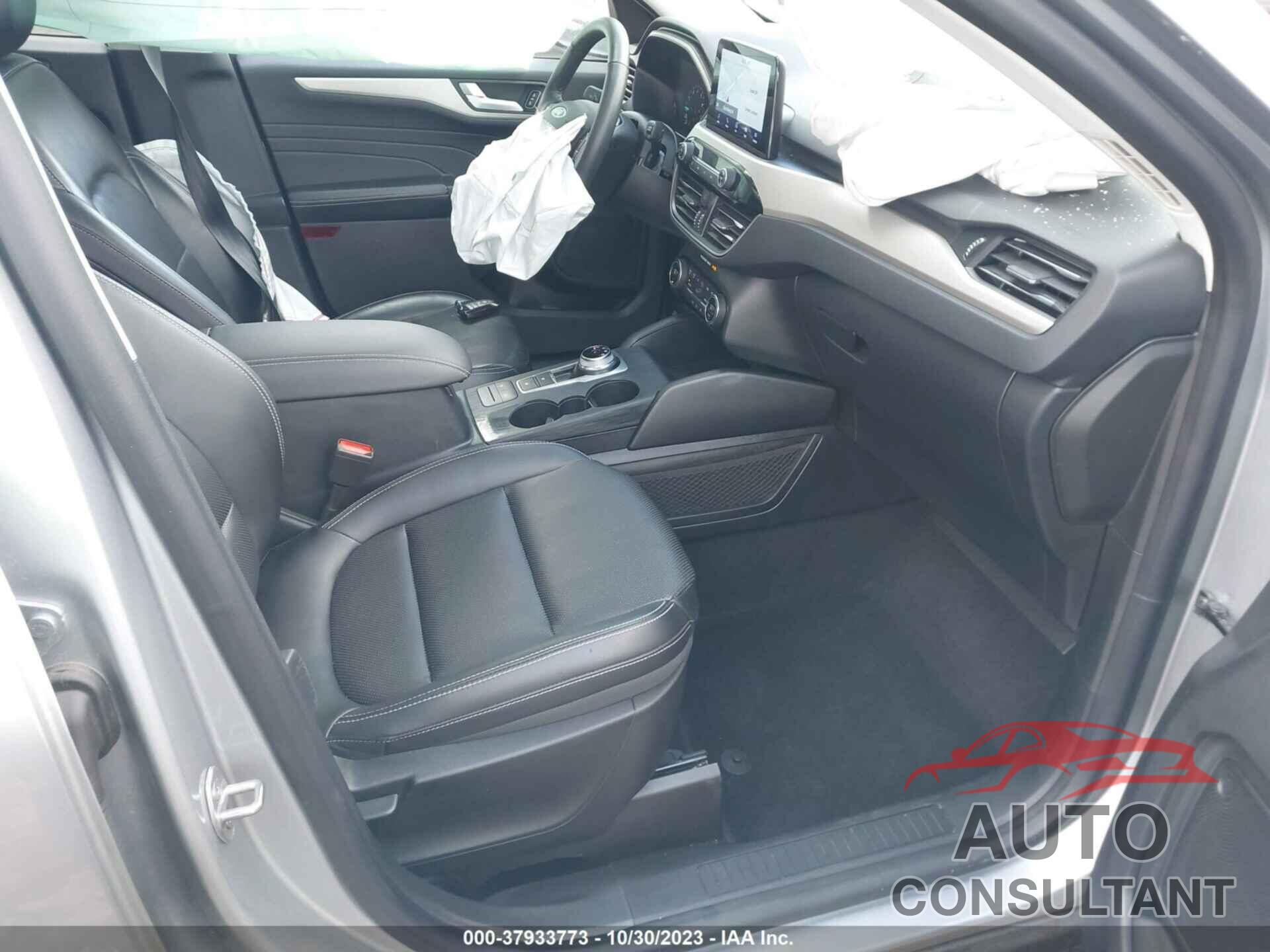 FORD ESCAPE 2021 - 1FMCU0H66MUA32049