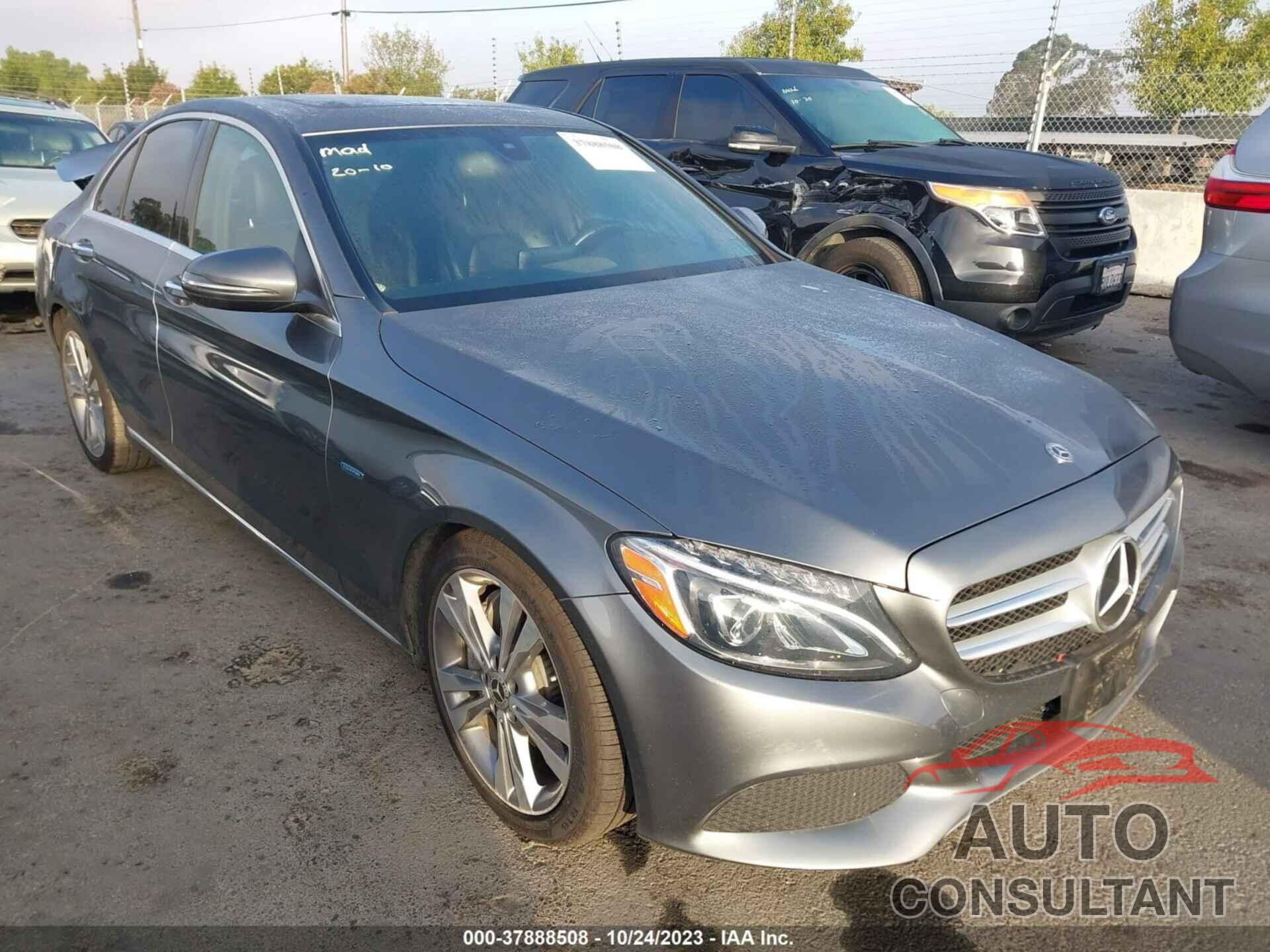 MERCEDES-BENZ C 350E 2018 - 55SWF4HBXJU235979