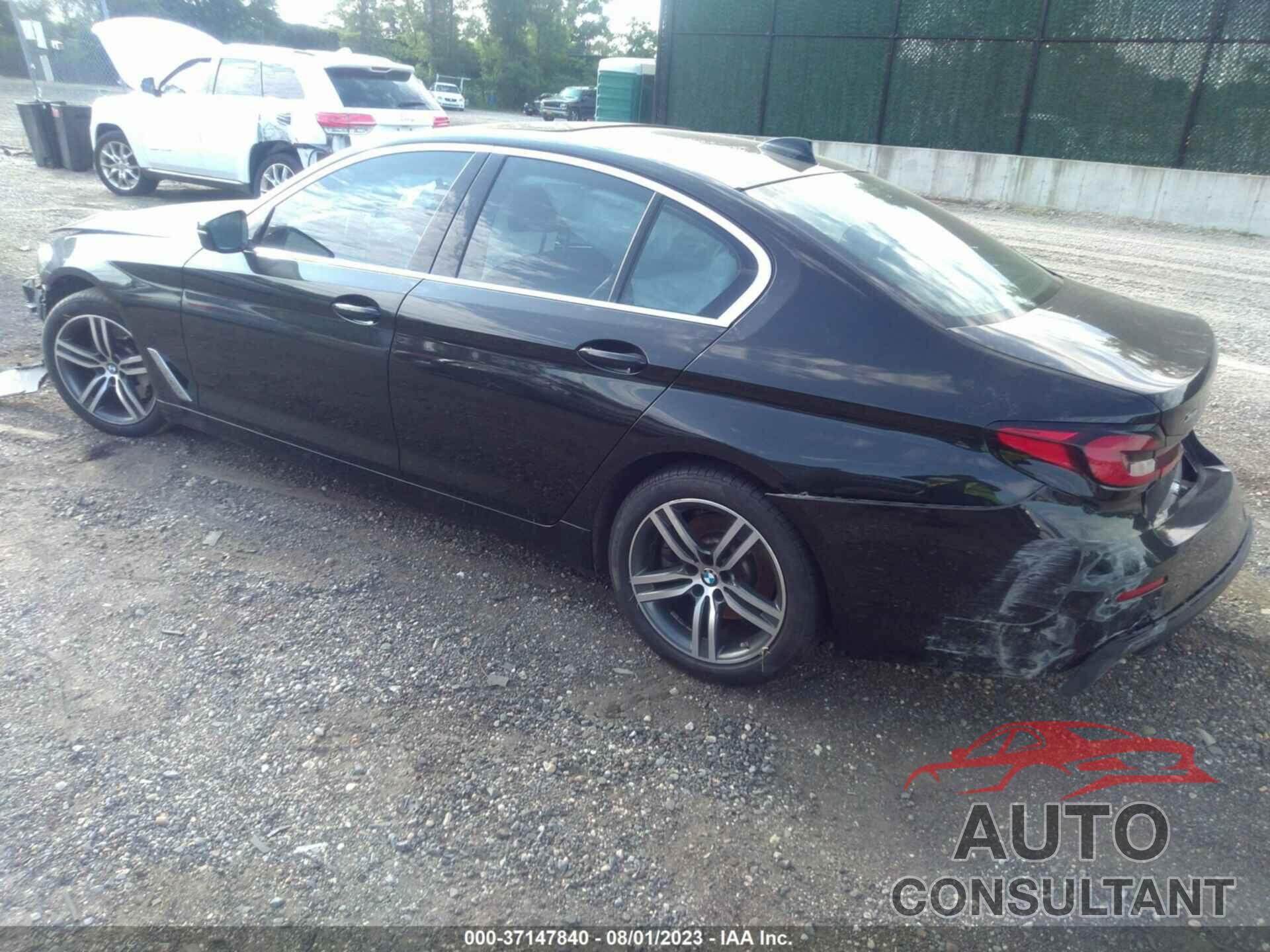 BMW 5 SERIES 2021 - WBA13BJ03MCF56149