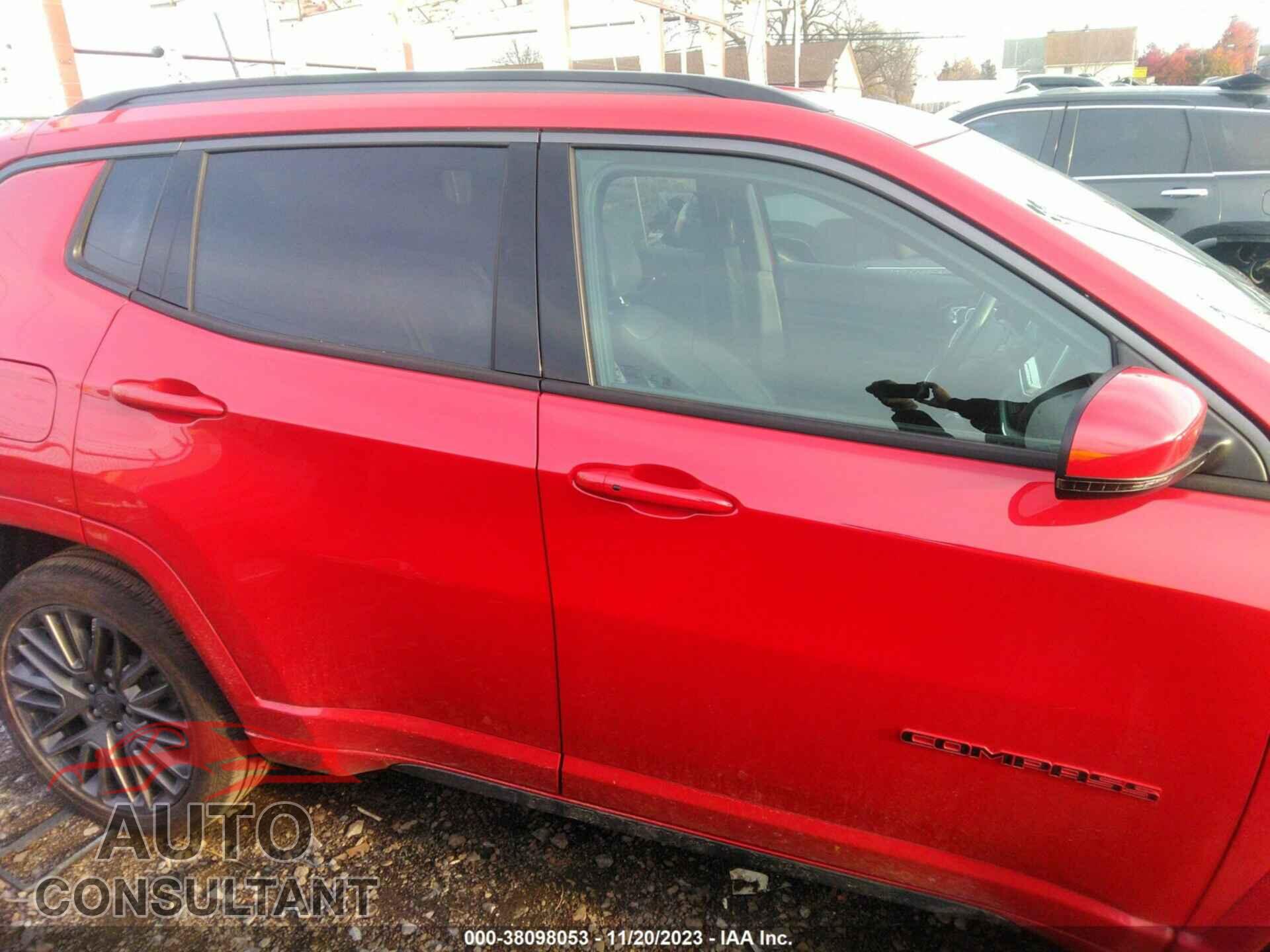 JEEP COMPASS 2022 - 3C4NJDCB1NT184401