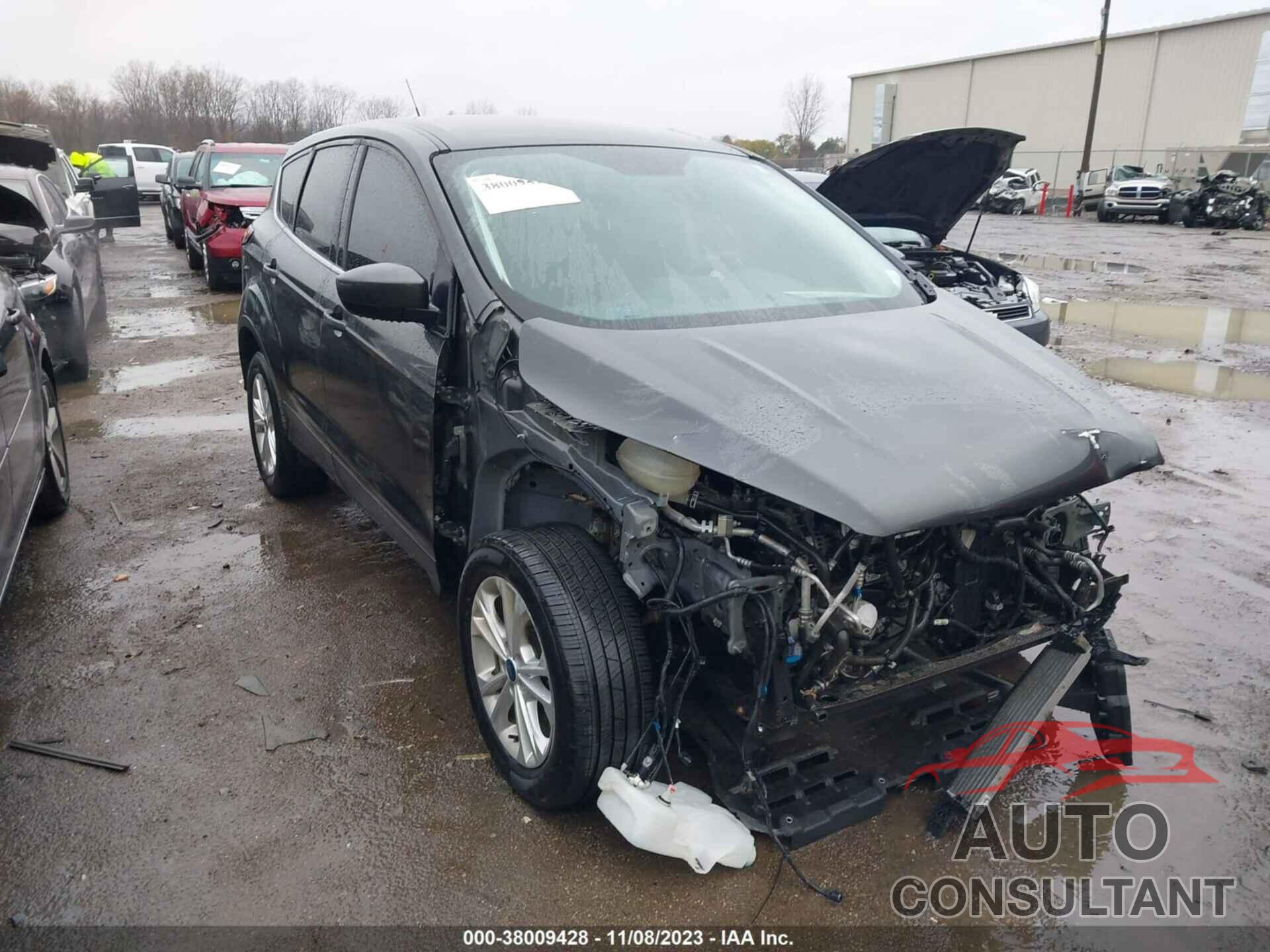 FORD ESCAPE 2019 - 1FMCU9GDXKUC51405