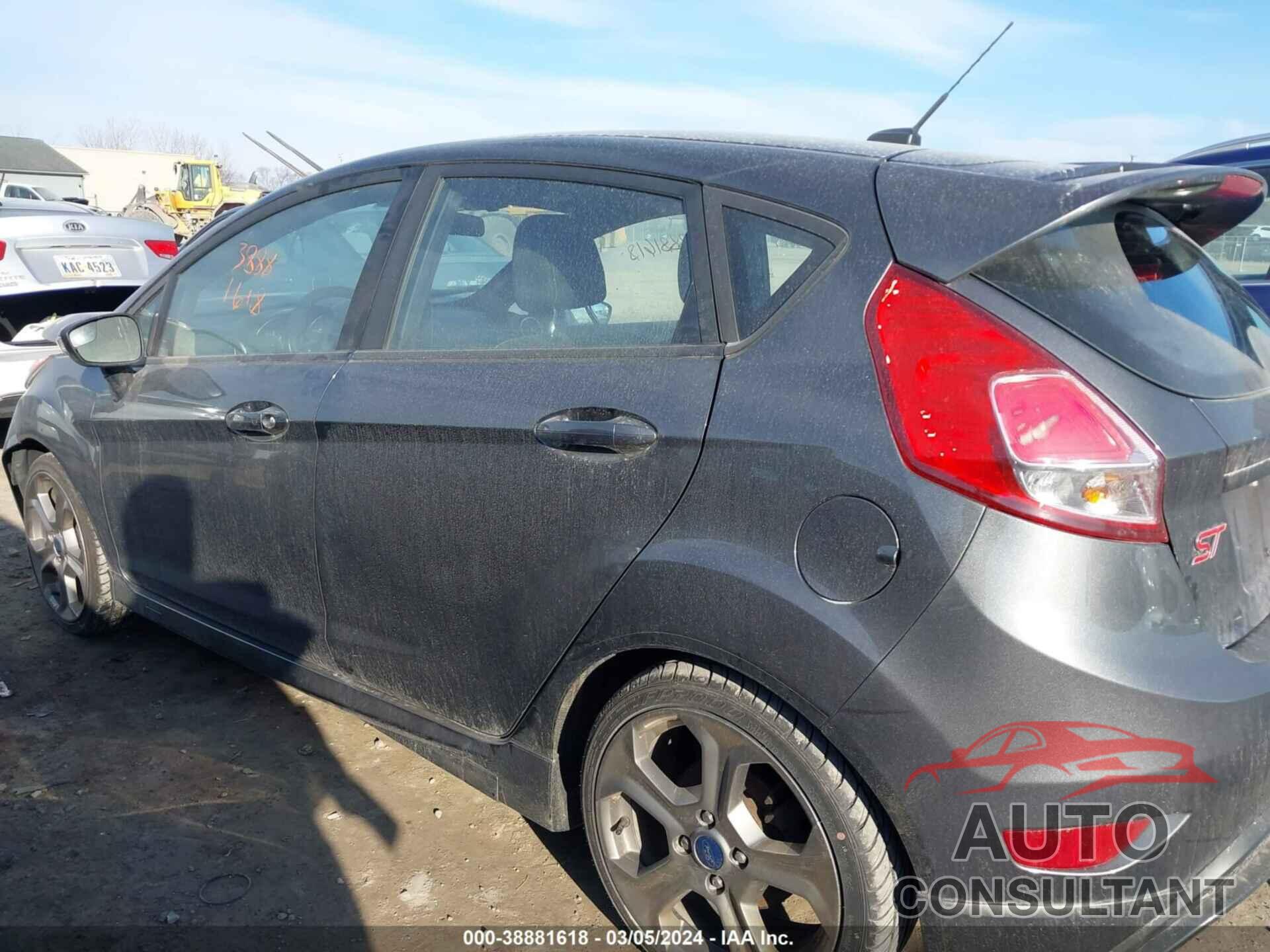 FORD FIESTA 2018 - 3FADP4GX5JM118525