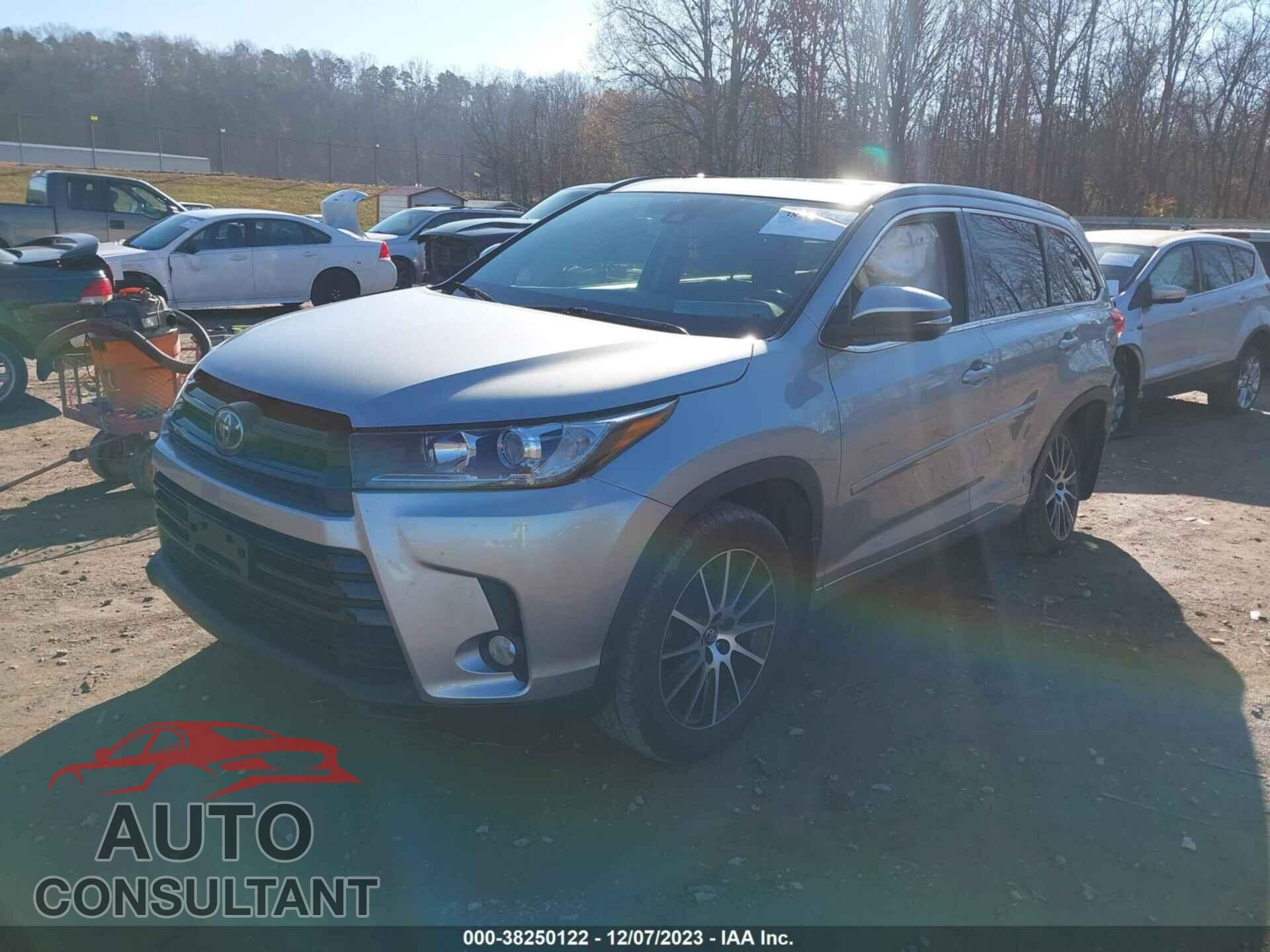 TOYOTA HIGHLANDER 2017 - 5TDJZRFH2HS382620