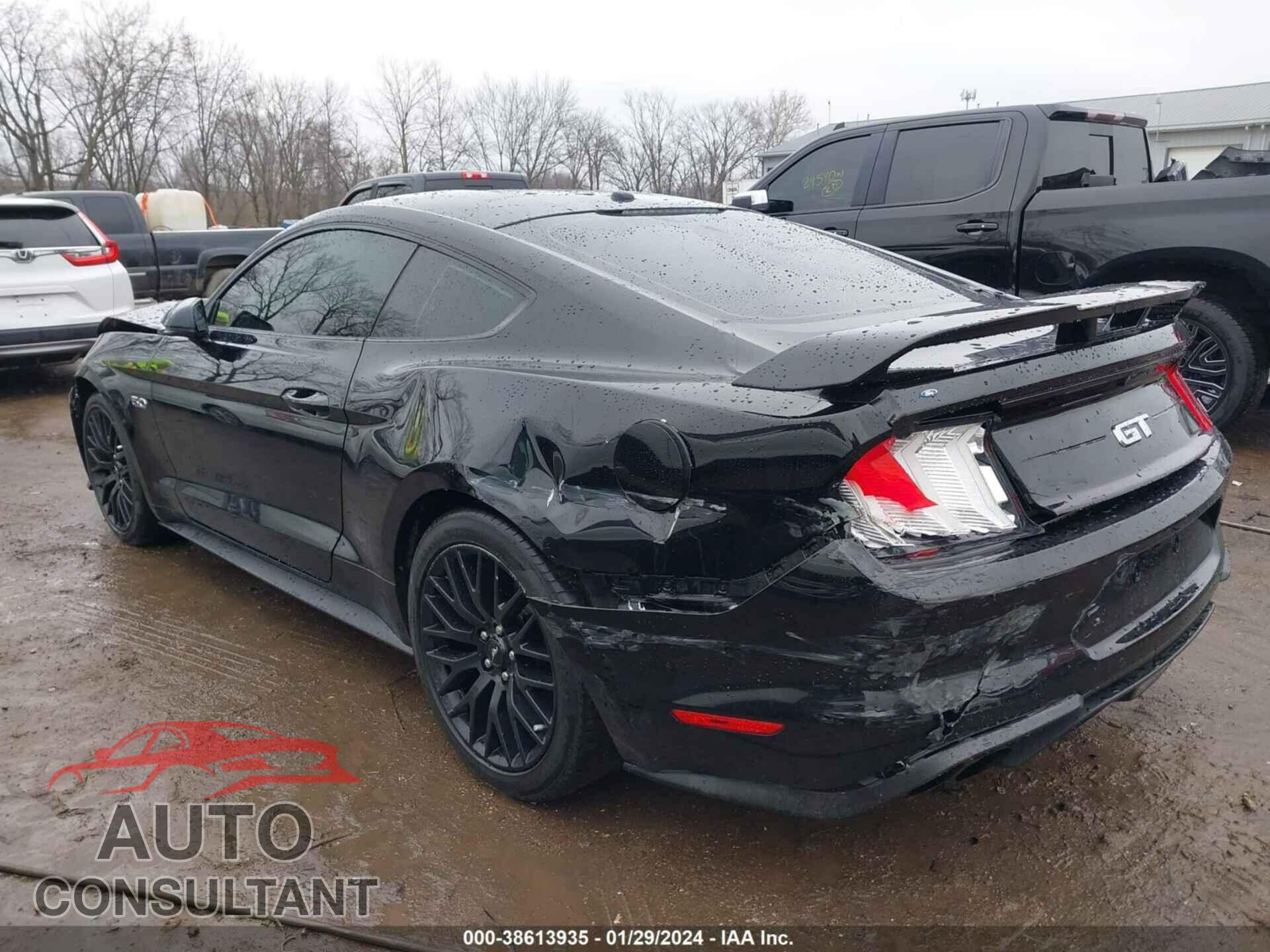 FORD MUSTANG 2018 - 1FA6P8CF3J5113620