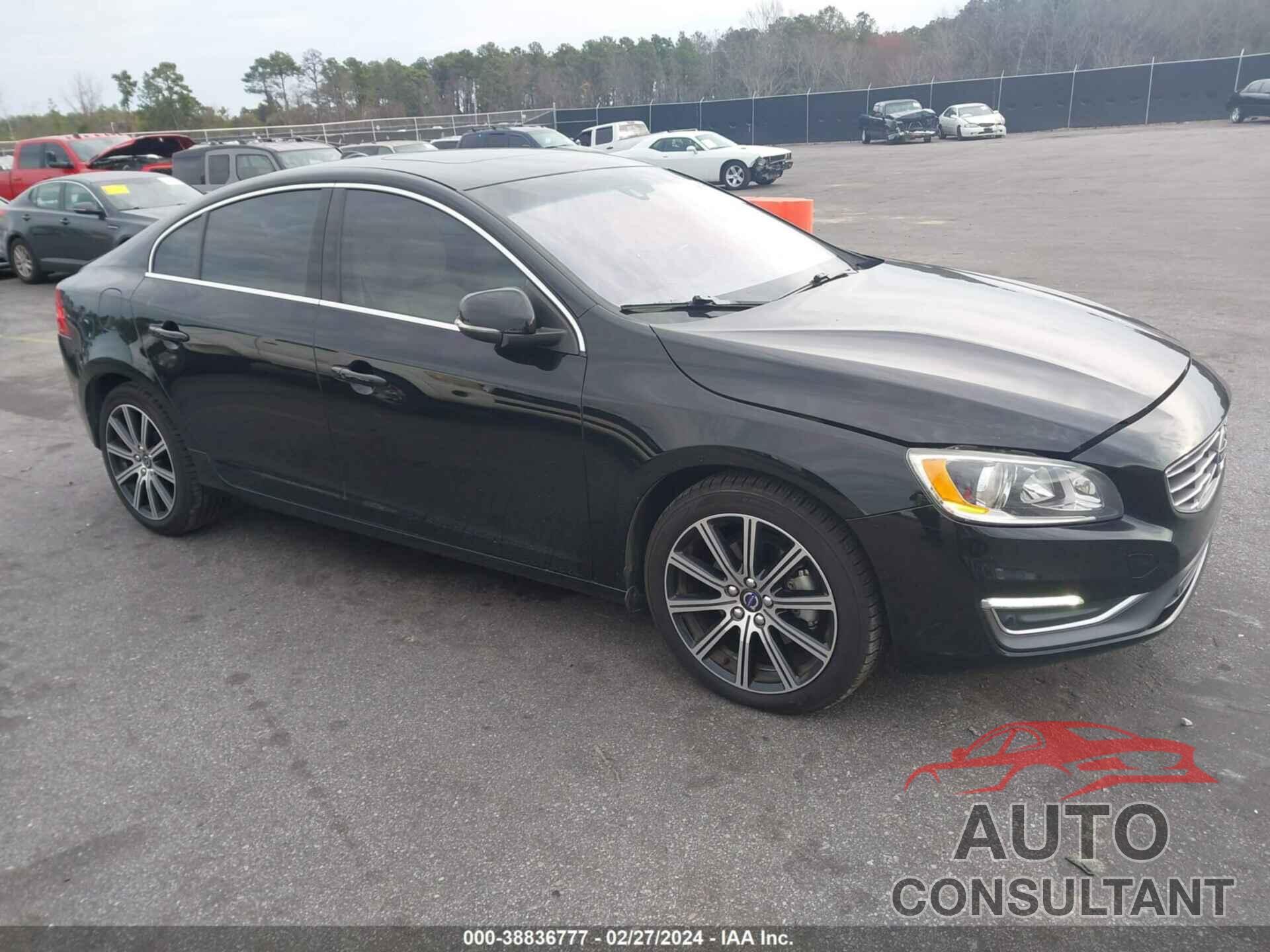 VOLVO S60 2017 - LYV4-2HK3HB127181