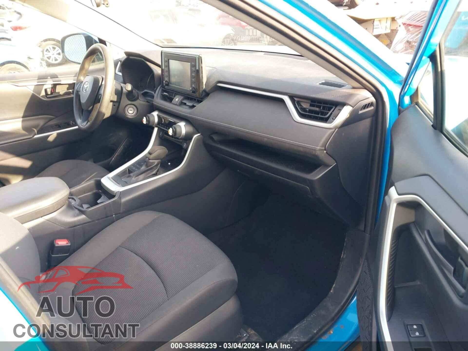 TOYOTA RAV4 2019 - 2T3G1RFV0KC013169