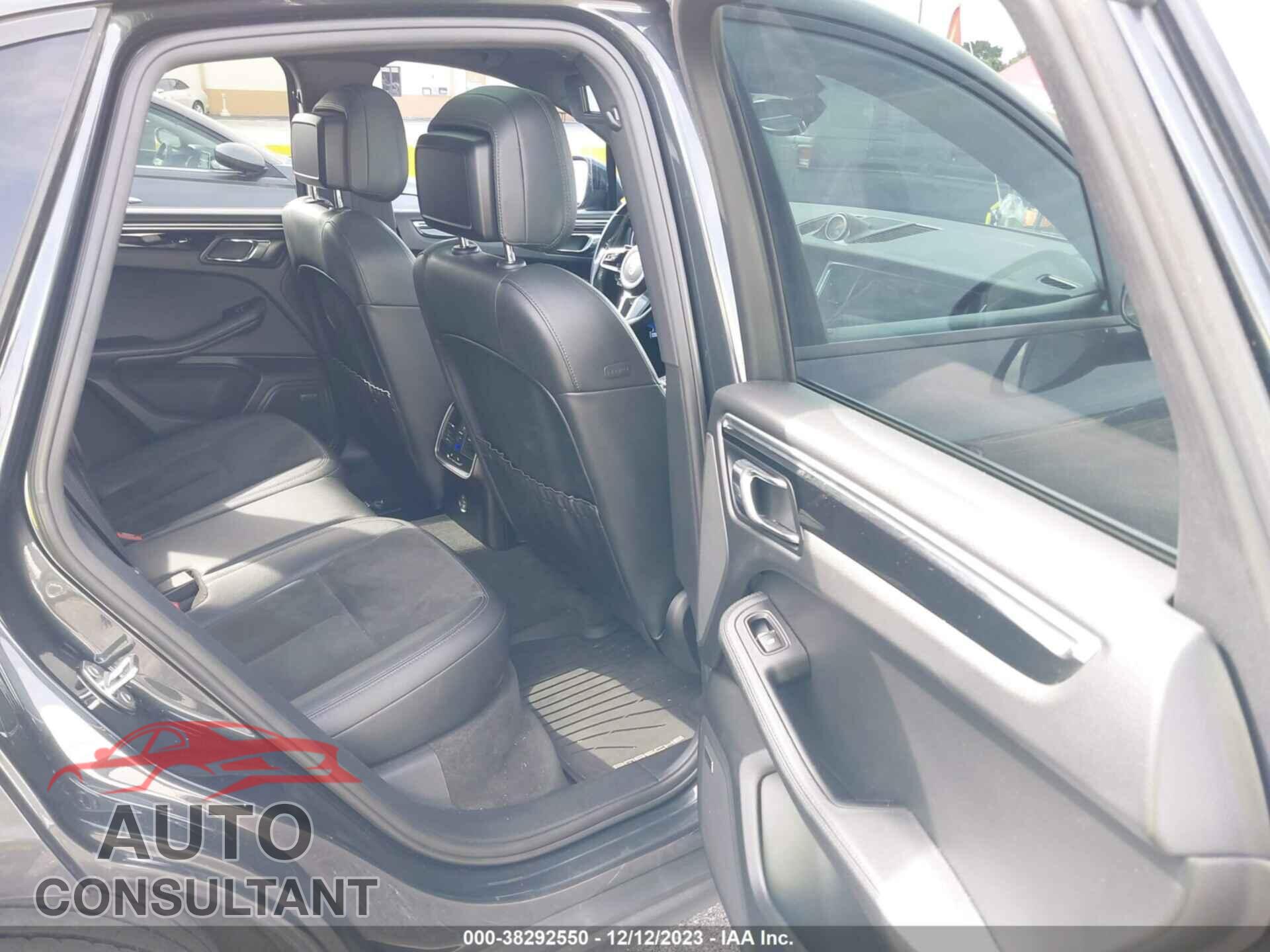 PORSCHE MACAN 2017 - WP1AA2A51HLB03380