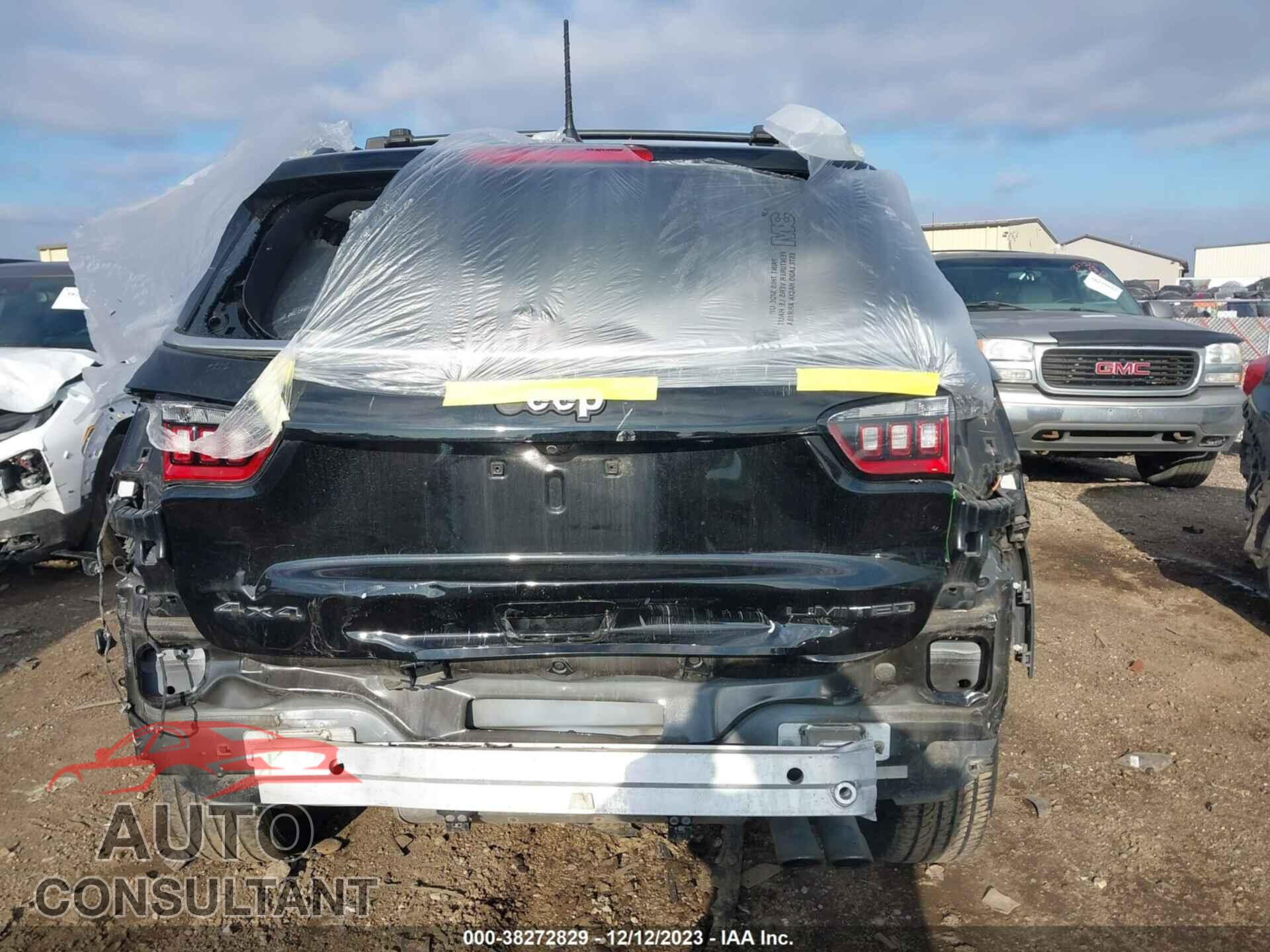 JEEP COMPASS 2018 - 3C4NJDCB1JT201854