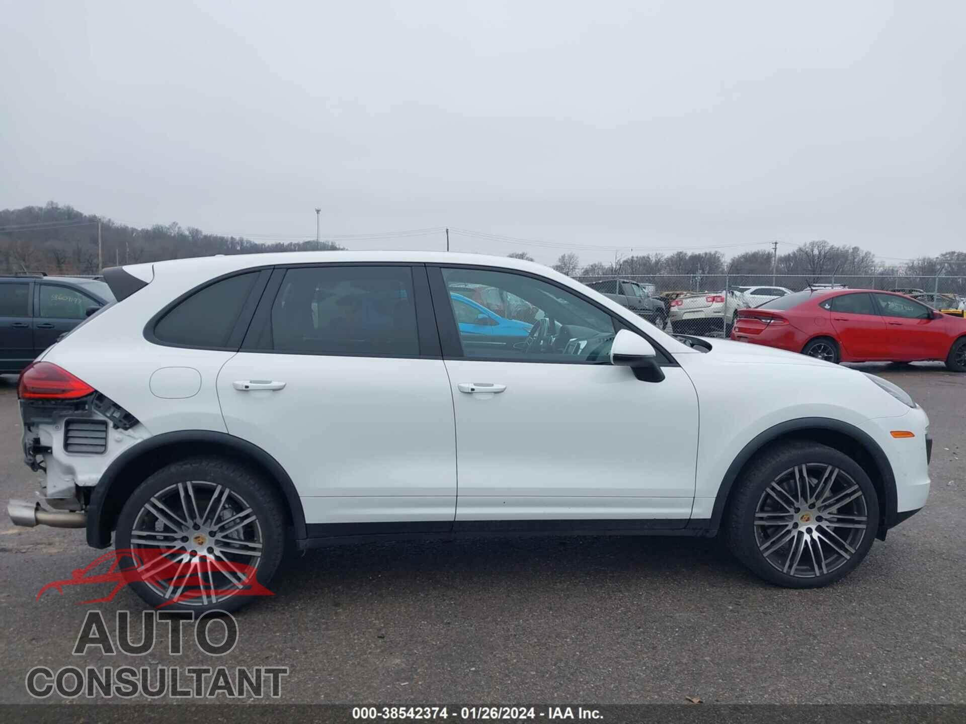PORSCHE CAYENNE 2016 - WP1AB2A27GLA96226
