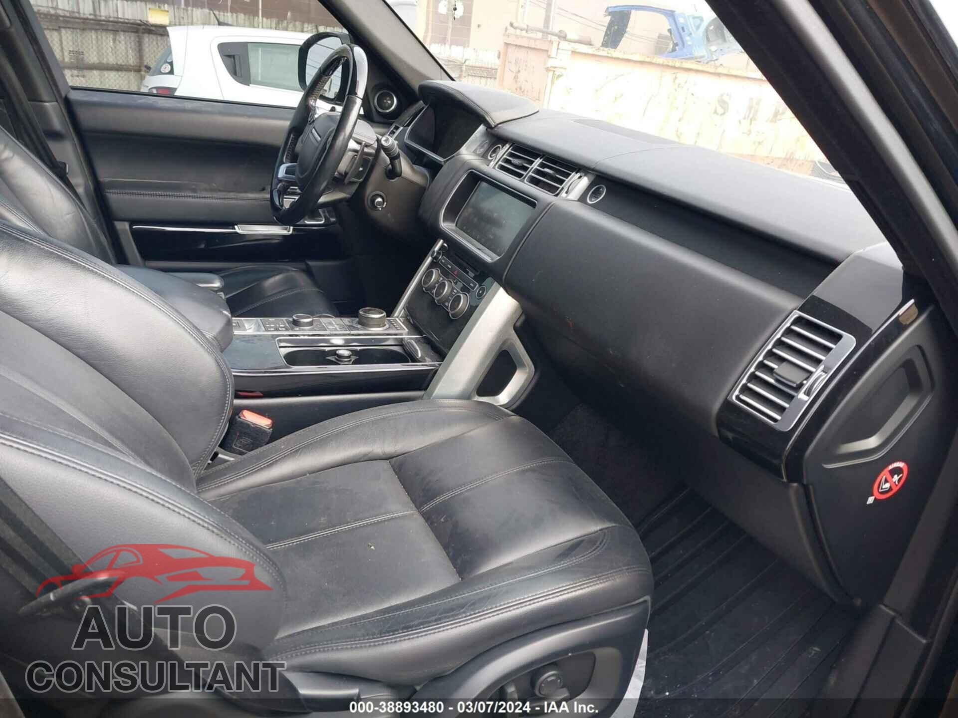 LAND ROVER RANGE ROVER 2017 - SALGR2FVXHA325322