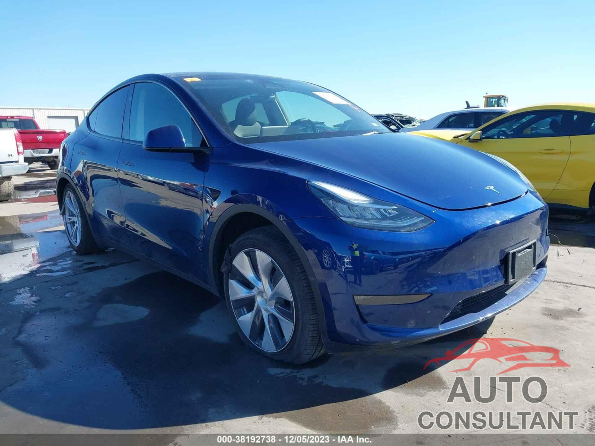 TESLA MODEL Y 2023 - 7SAYGDEE8PA155952