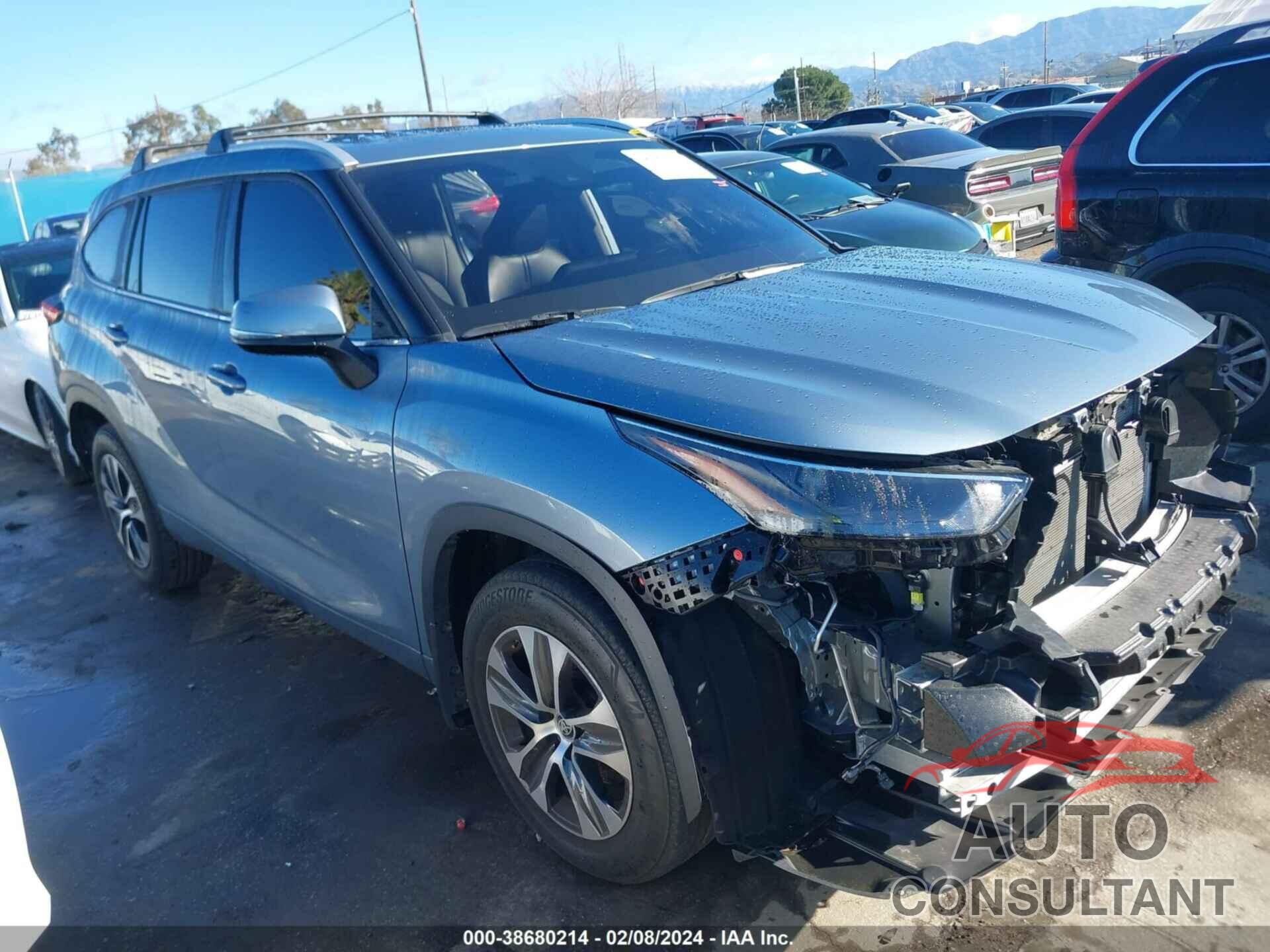 TOYOTA HIGHLANDER 2022 - 5TDHZRAH5NS108507