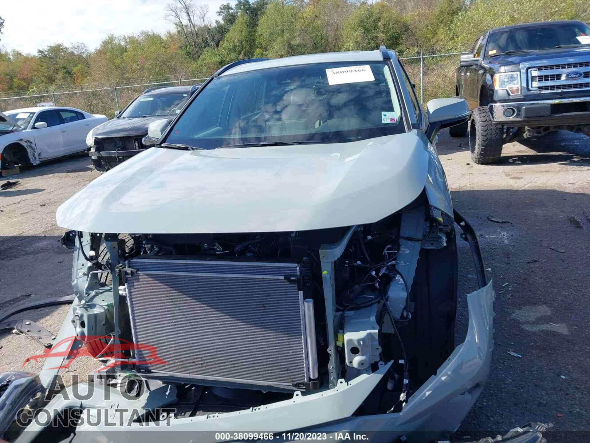 TOYOTA RAV4 2023 - 2T3C1RFVXPW257576